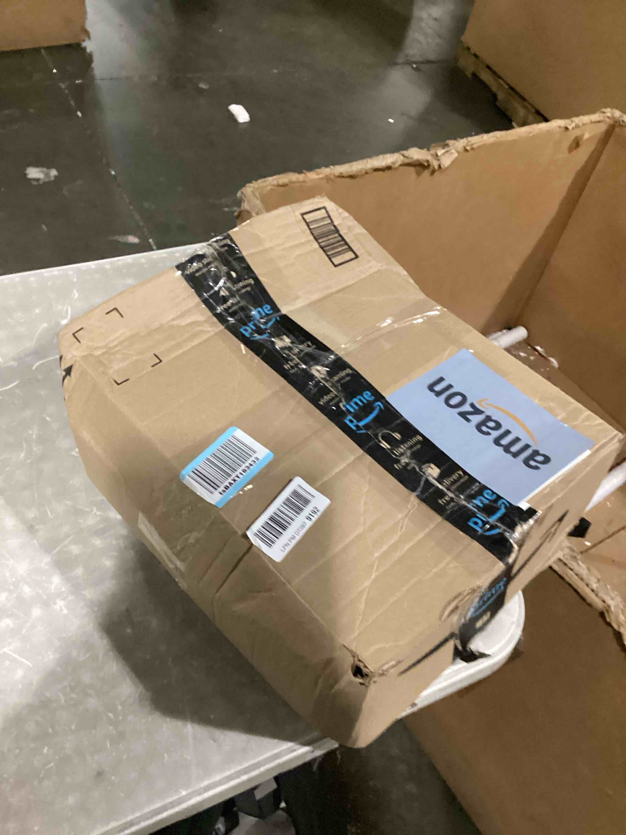 https://s3.amazonaws.com/lotting-images-prod/bidfta/PPE2359489_1746186162508.jpeg