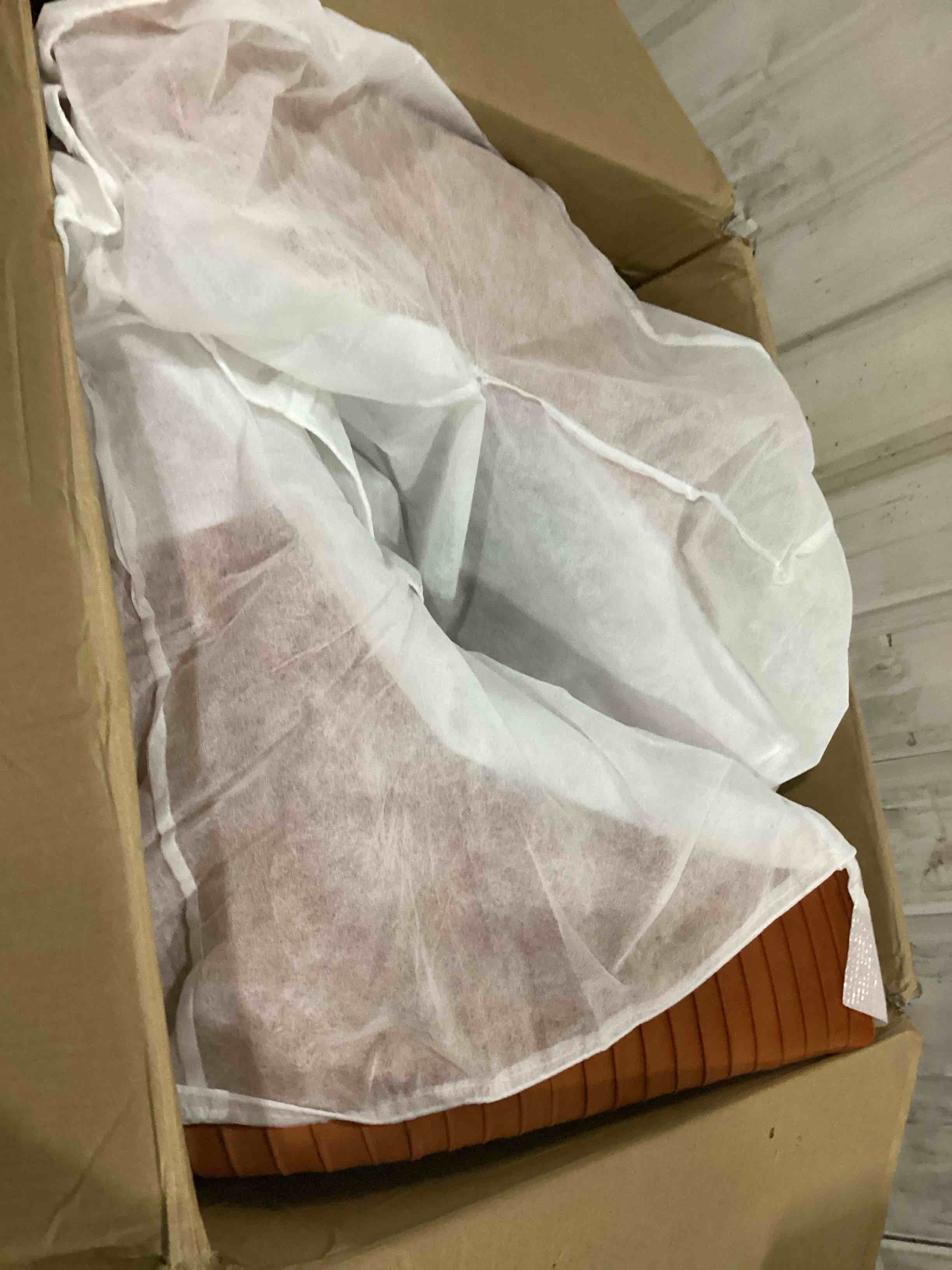 https://s3.amazonaws.com/lotting-images-prod/bidfta/PPE2359620_1746449337227.jpeg