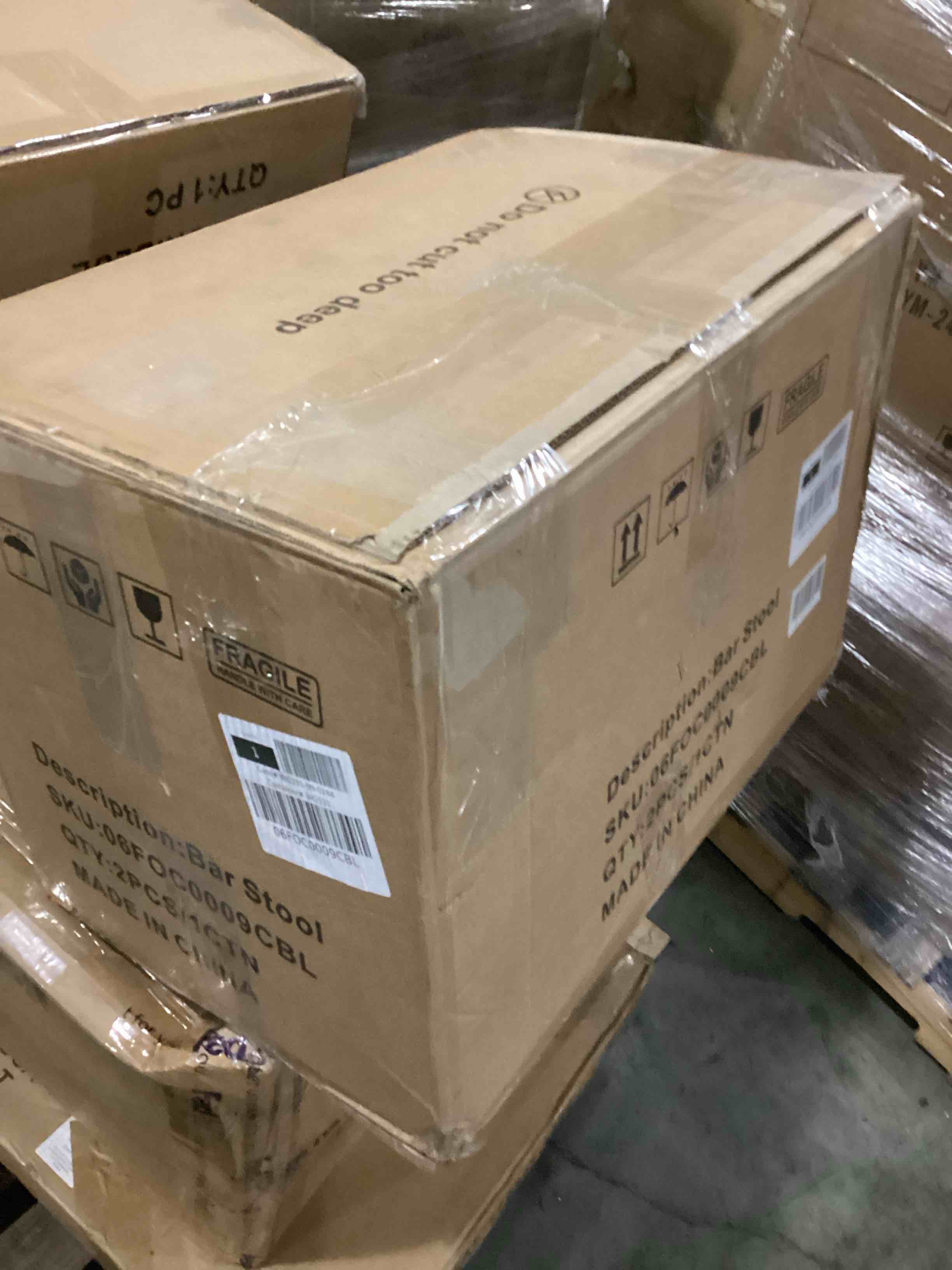 https://s3.amazonaws.com/lotting-images-prod/bidfta/PPE2359628_1746452520083.jpeg