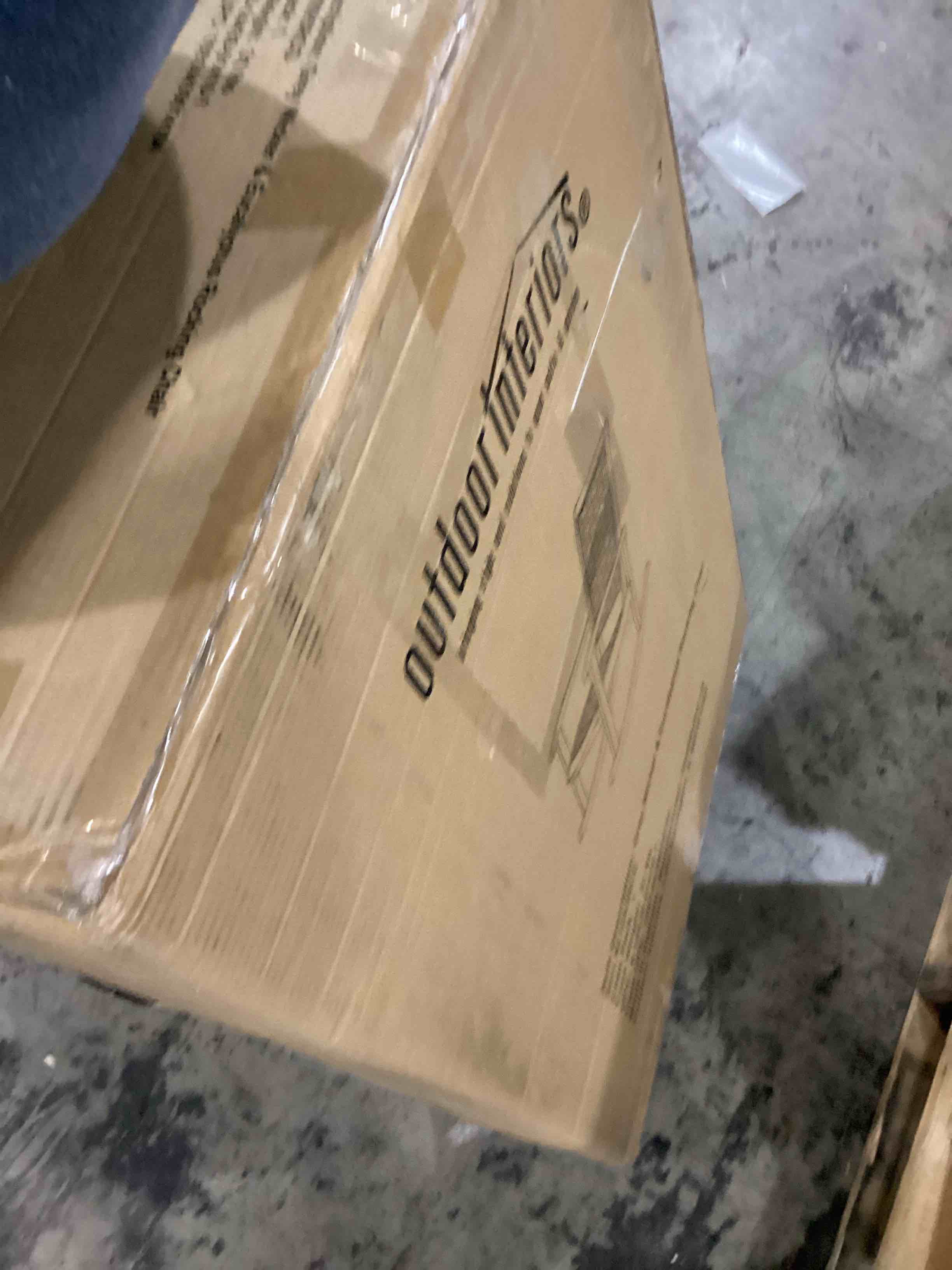 https://s3.amazonaws.com/lotting-images-prod/bidfta/PPE2359640_1746456510615.jpeg