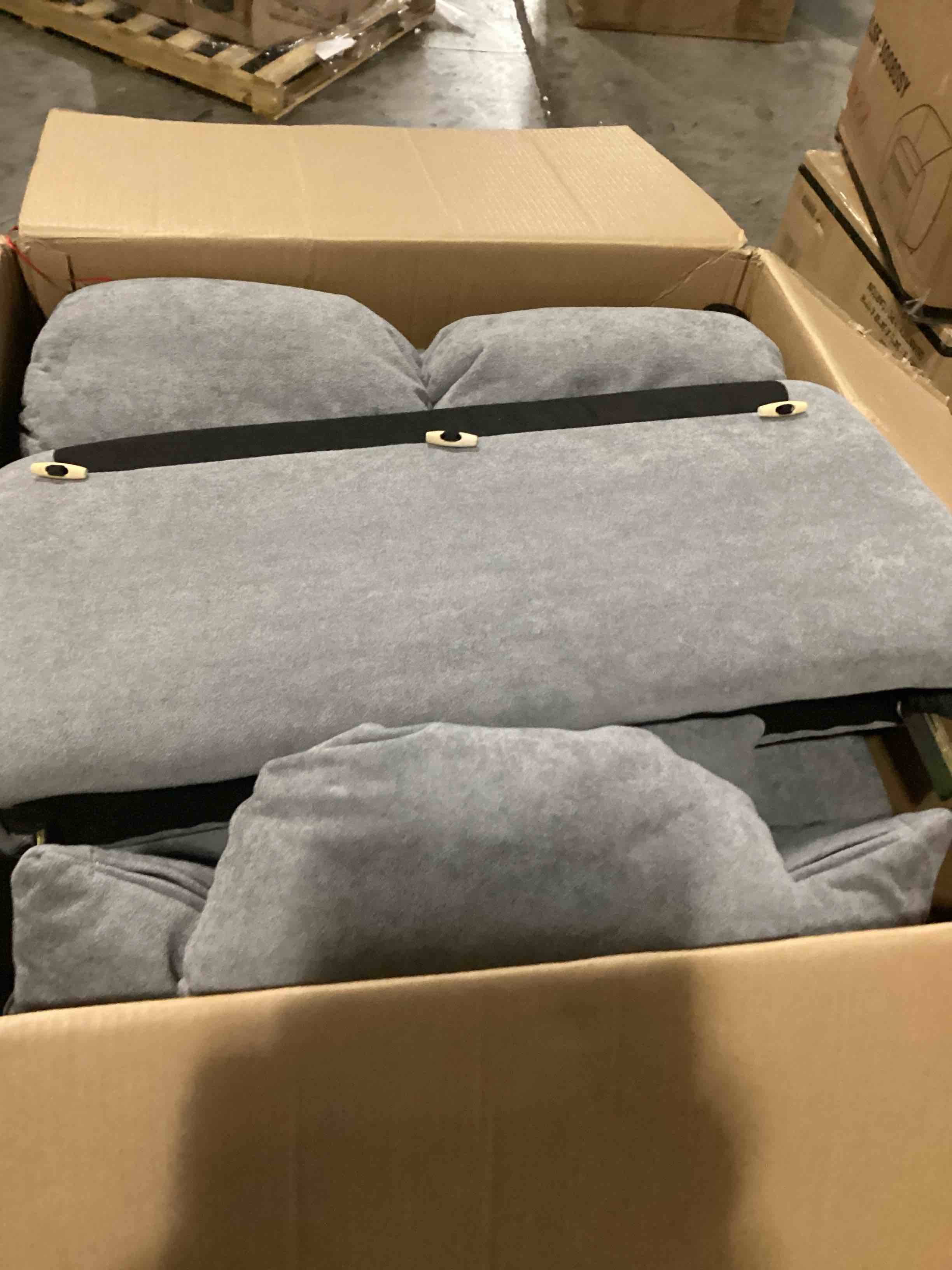 https://s3.amazonaws.com/lotting-images-prod/bidfta/PPE2359647_1746458221770.jpeg