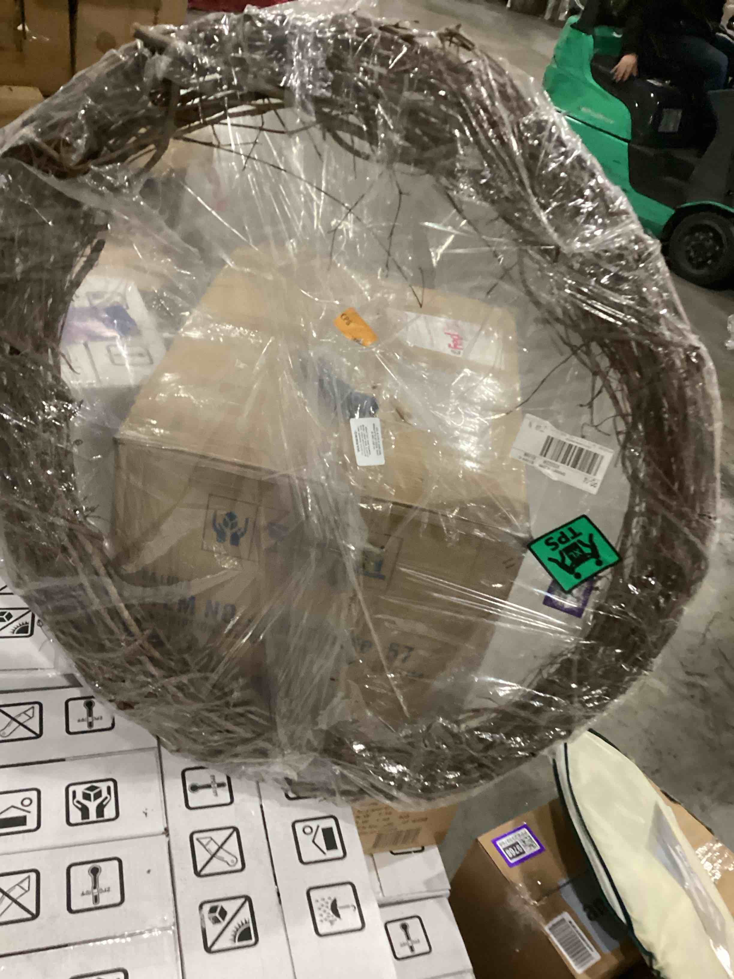 https://s3.amazonaws.com/lotting-images-prod/bidfta/PPE2359772_1746630568197.jpeg