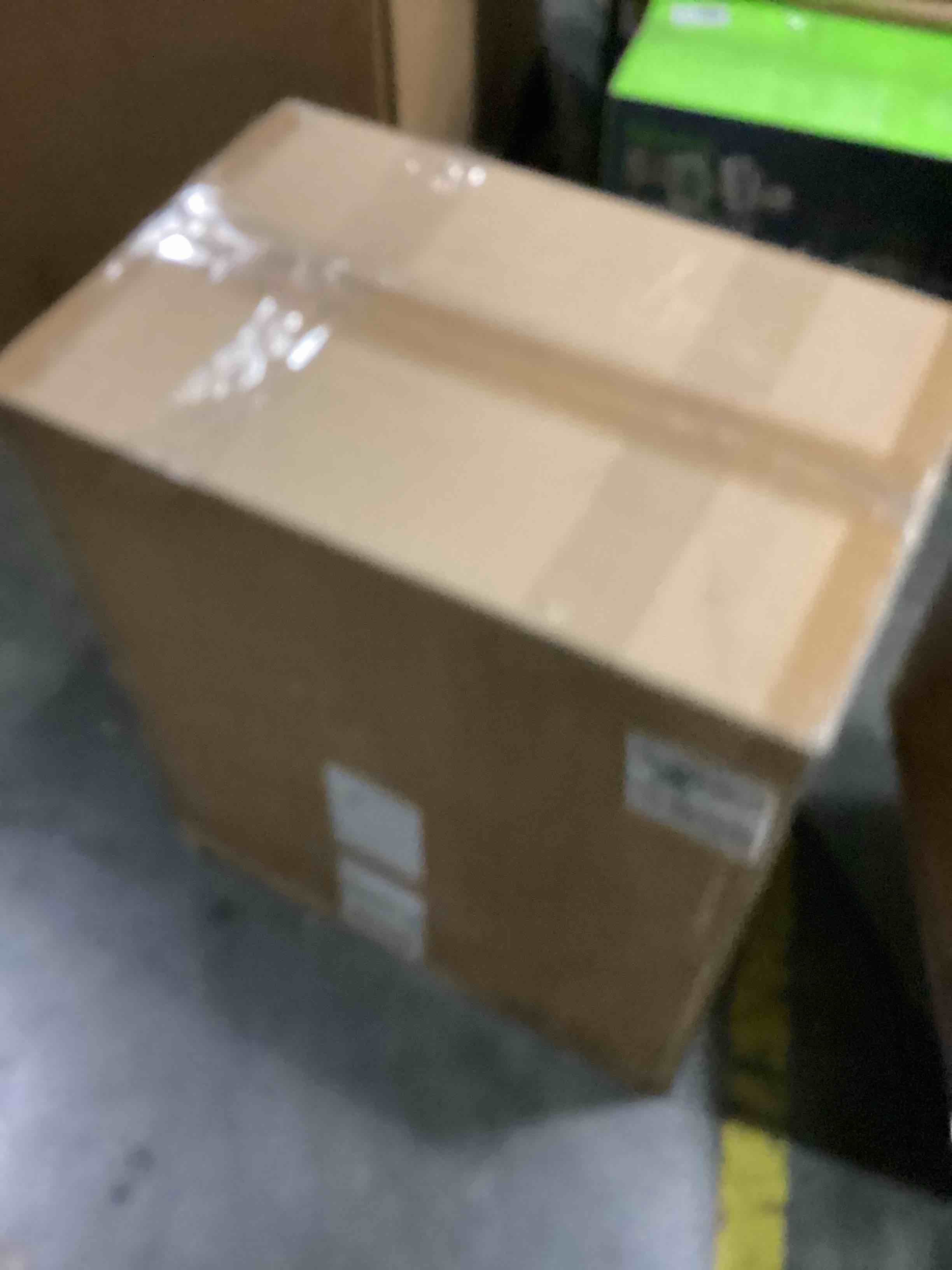 https://s3.amazonaws.com/lotting-images-prod/bidfta/PPE2359872_1746722711040.jpeg