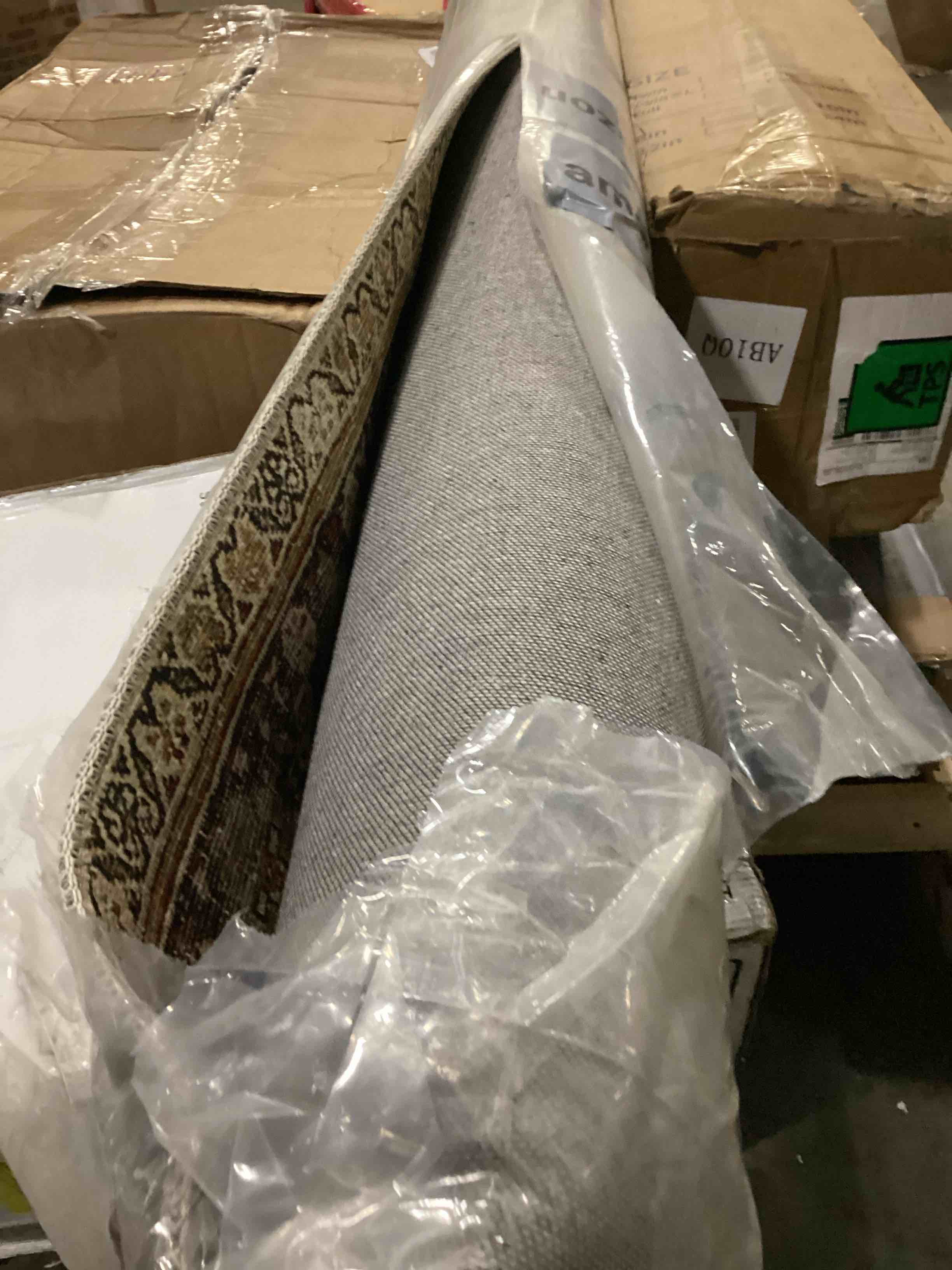 https://s3.amazonaws.com/lotting-images-prod/bidfta/PPE2359892_1746728994337.jpeg