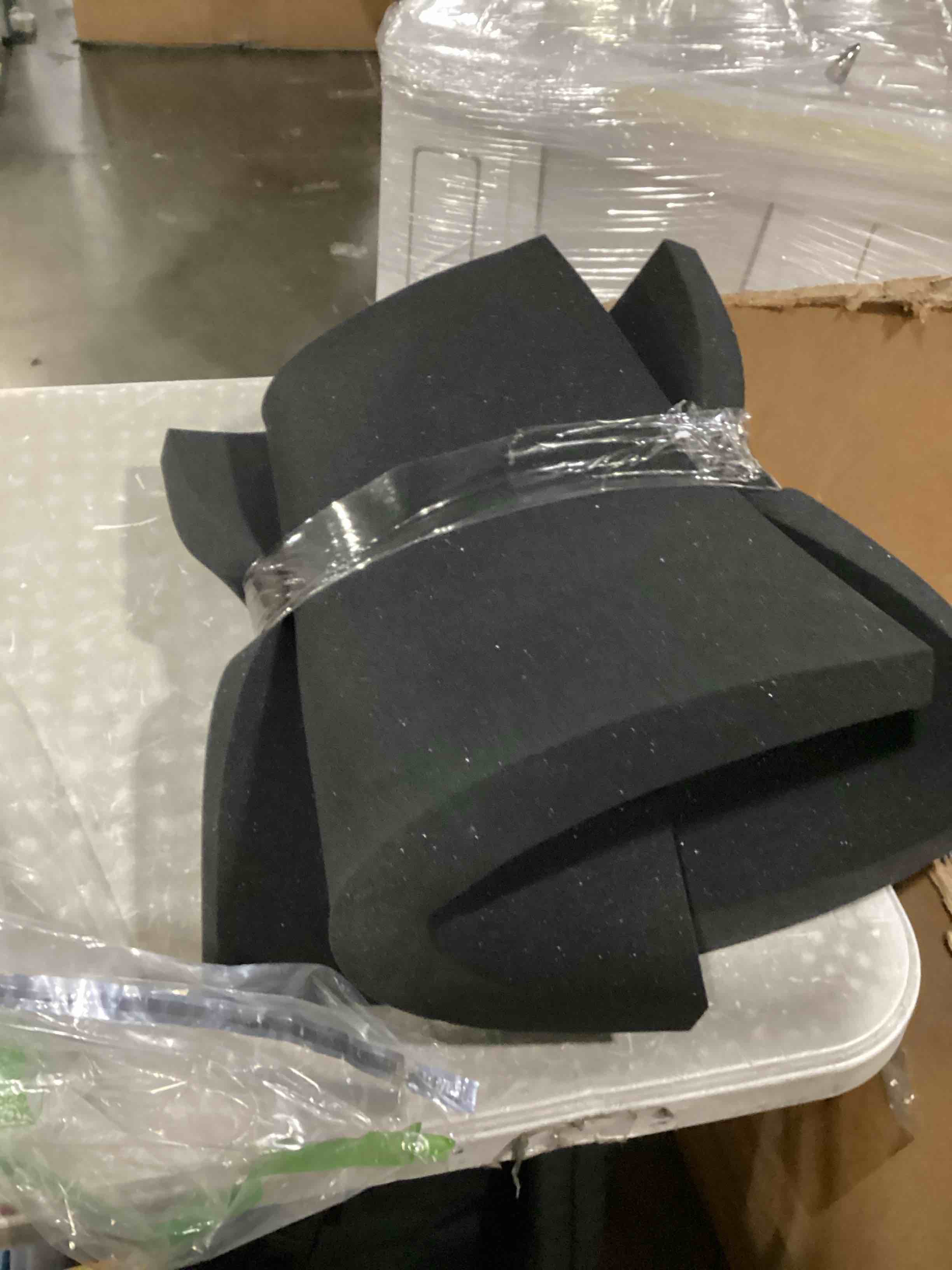 https://s3.amazonaws.com/lotting-images-prod/bidfta/PPE2360074_1747155077093.jpeg