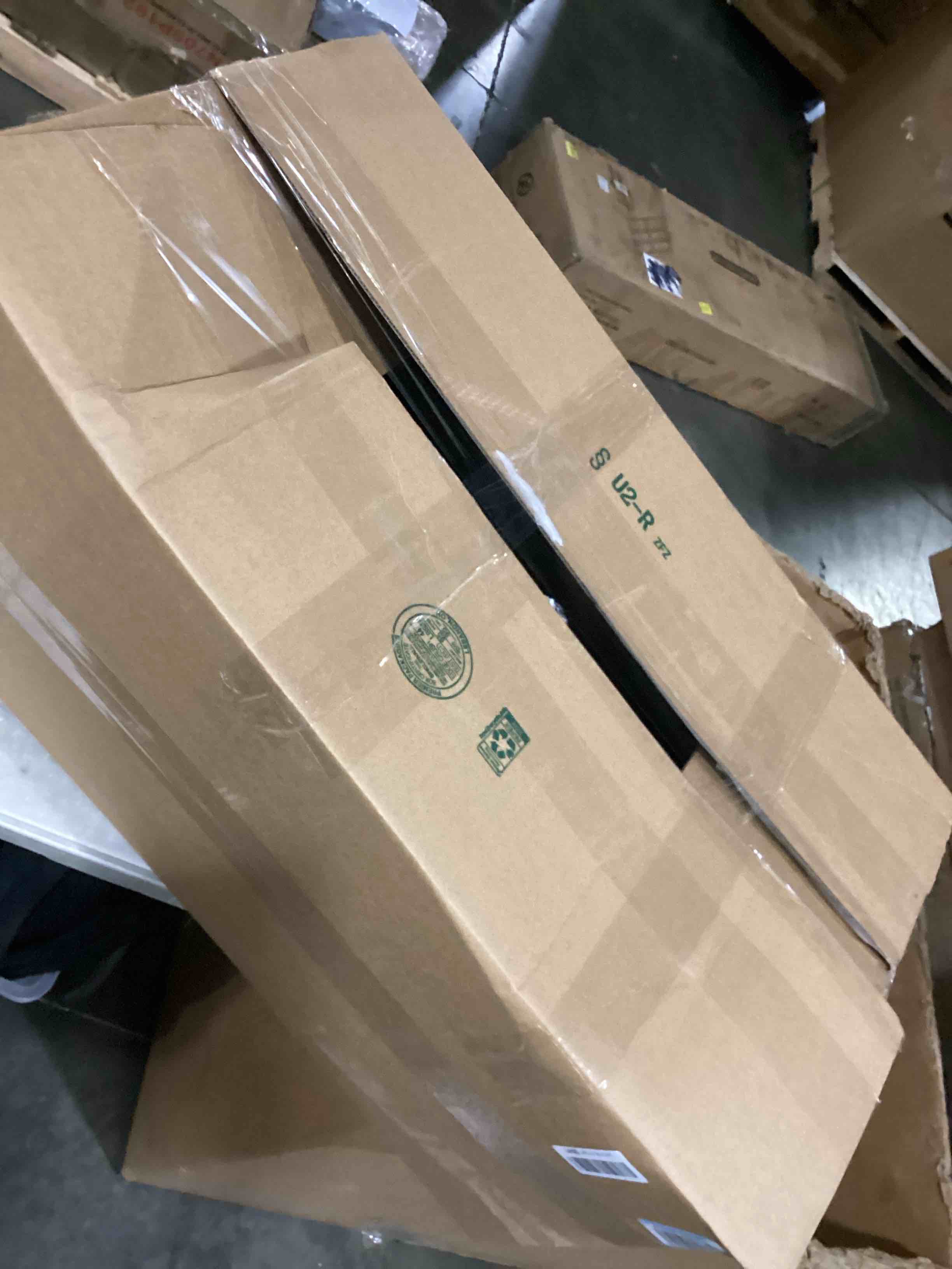 https://s3.amazonaws.com/lotting-images-prod/bidfta/PPE2360257_1747309754637.jpeg