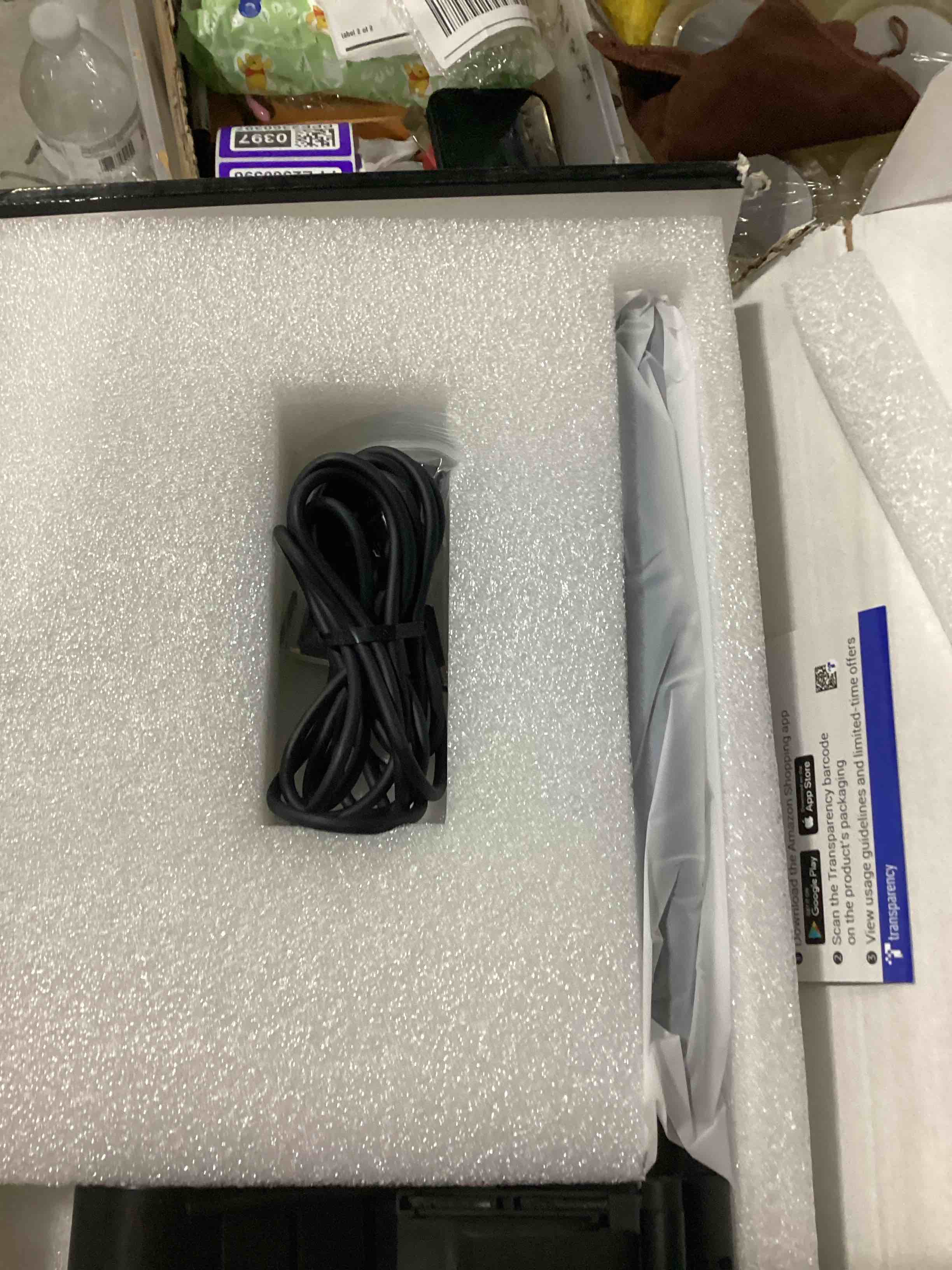 https://s3.amazonaws.com/lotting-images-prod/bidfta/PPE2360394_1747393494682.jpeg