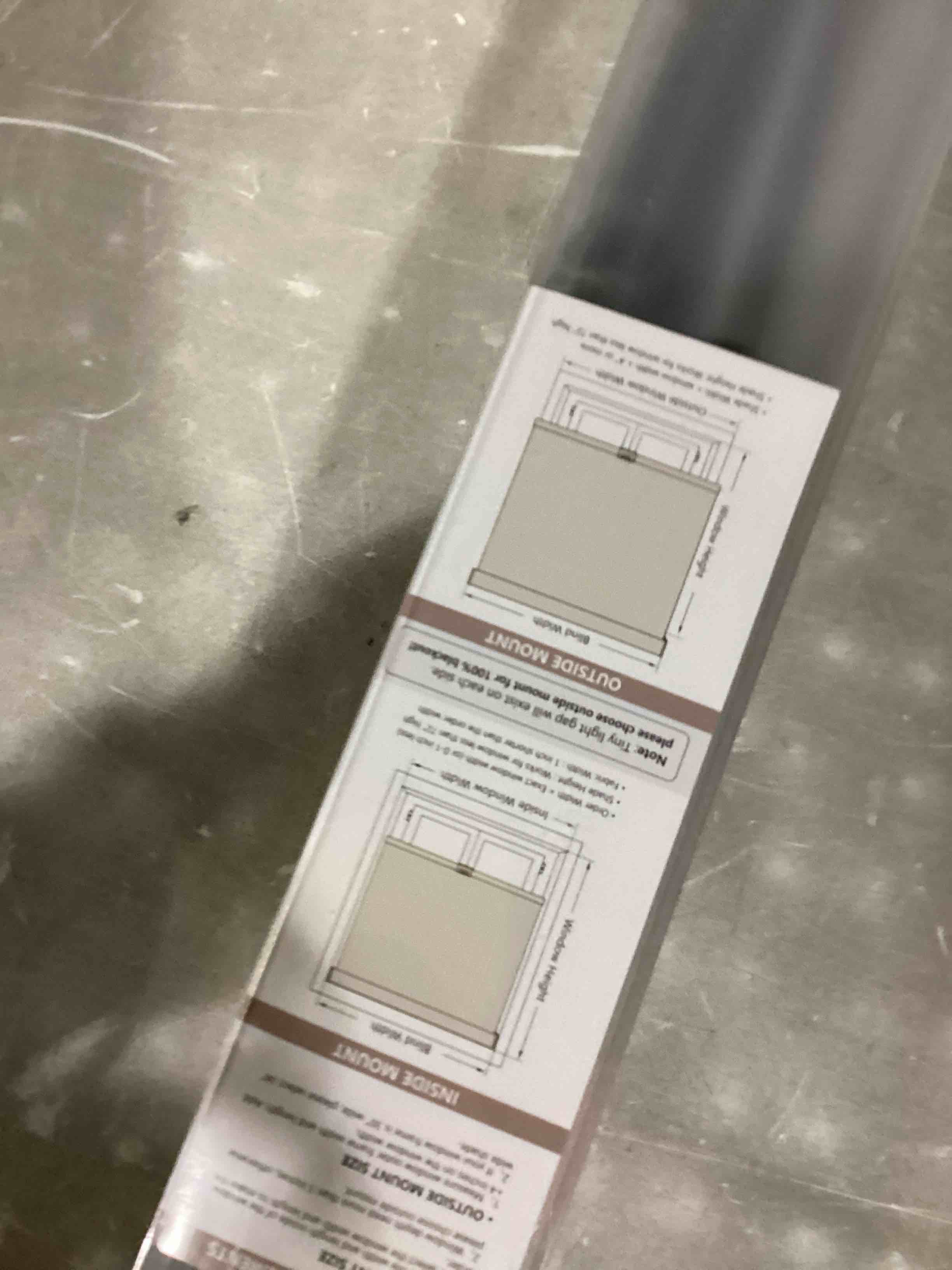 https://s3.amazonaws.com/lotting-images-prod/bidfta/PPE2360555_1747421765304.jpeg