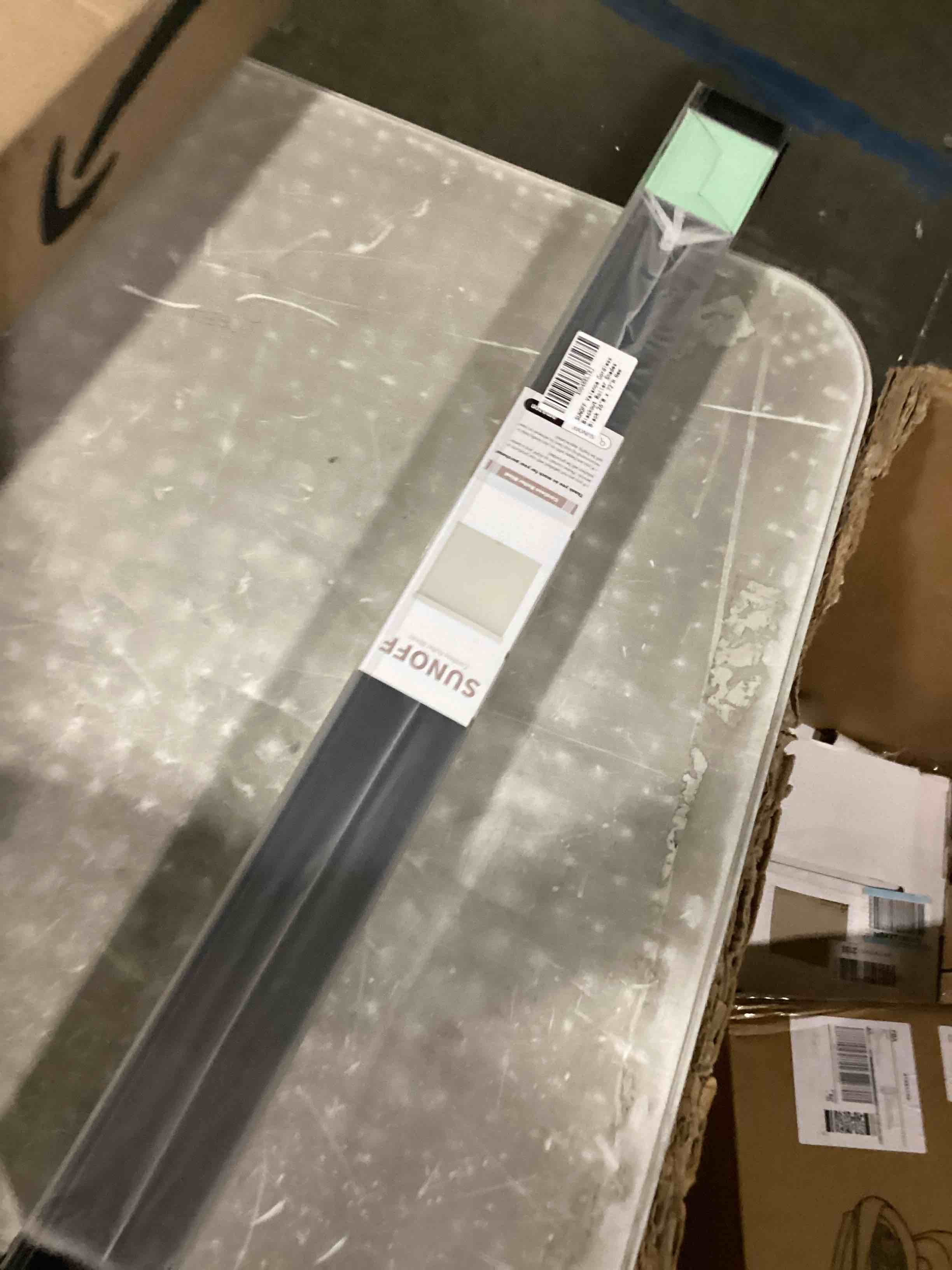 https://s3.amazonaws.com/lotting-images-prod/bidfta/PPE2360555_1747421768869.jpeg