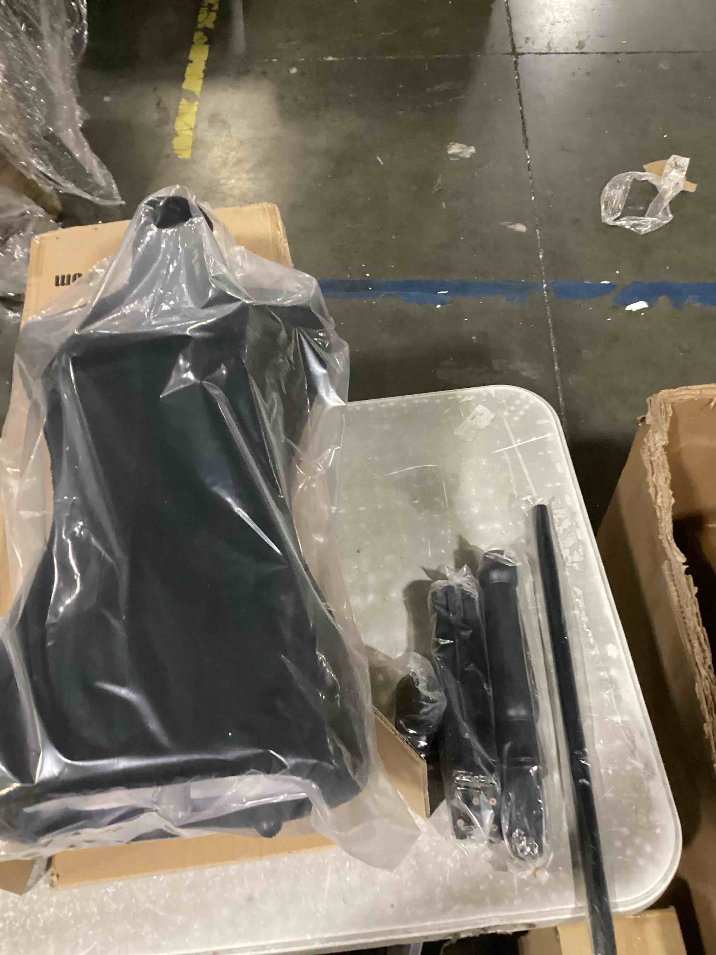 https://s3.amazonaws.com/lotting-images-prod/bidfta/PPE2360634_1747661403483.jpeg