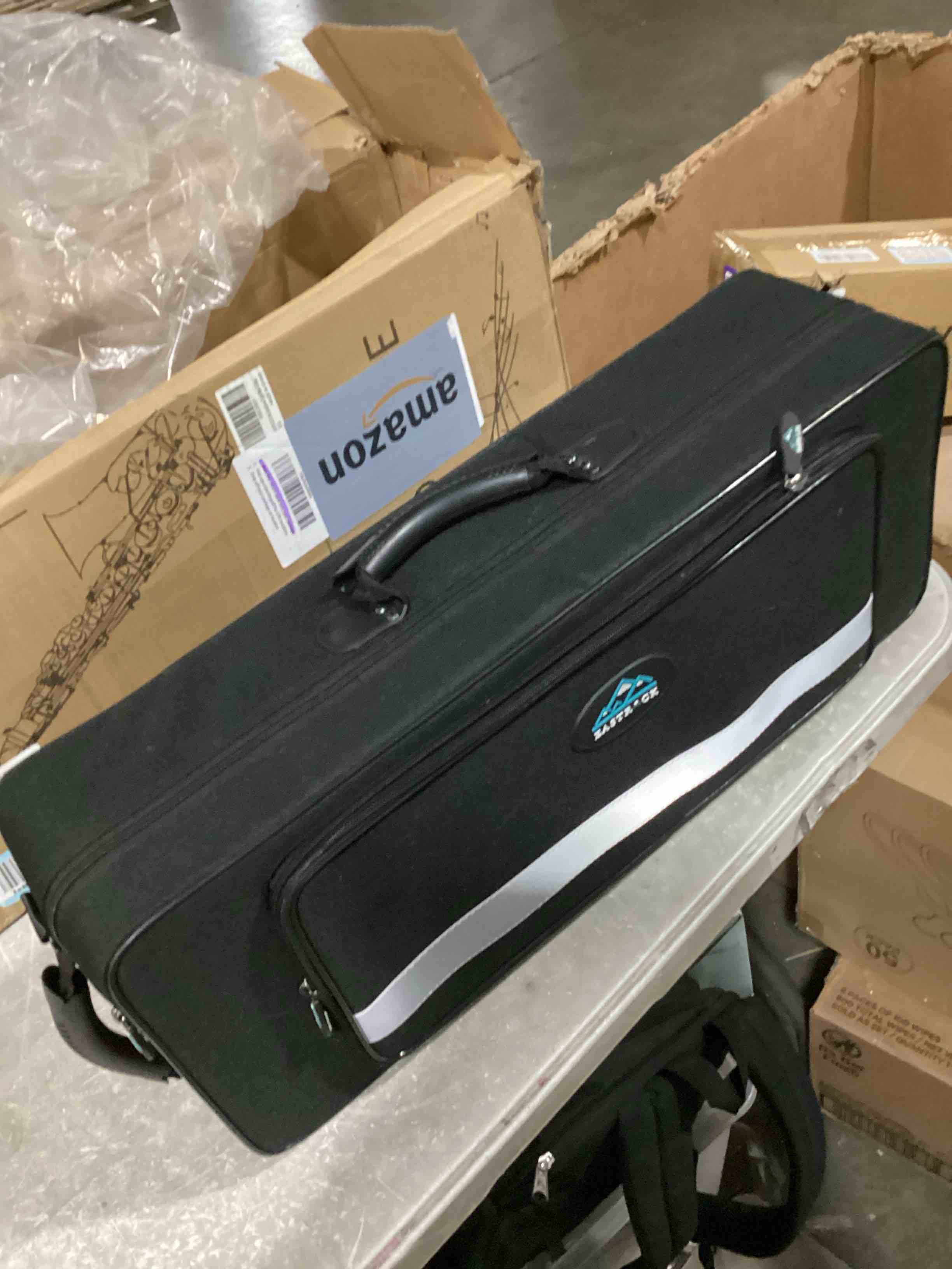 https://s3.amazonaws.com/lotting-images-prod/bidfta/PPE2360710_1747674491126.jpeg