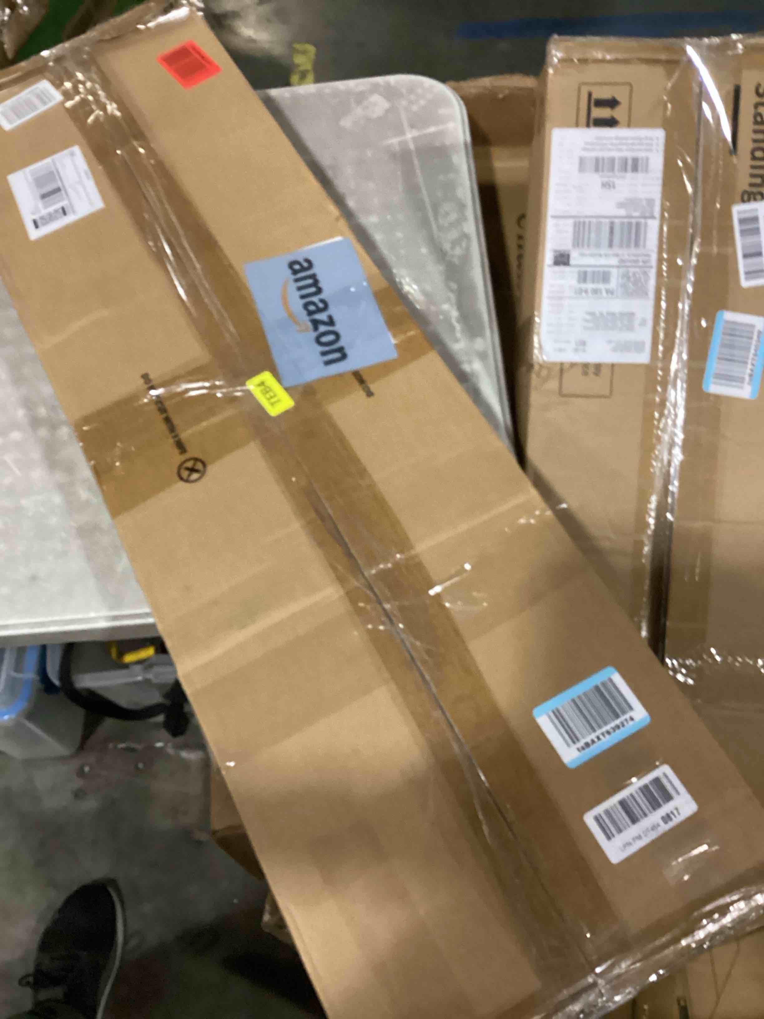 https://s3.amazonaws.com/lotting-images-prod/bidfta/PPE2360754_1747739756470.jpeg