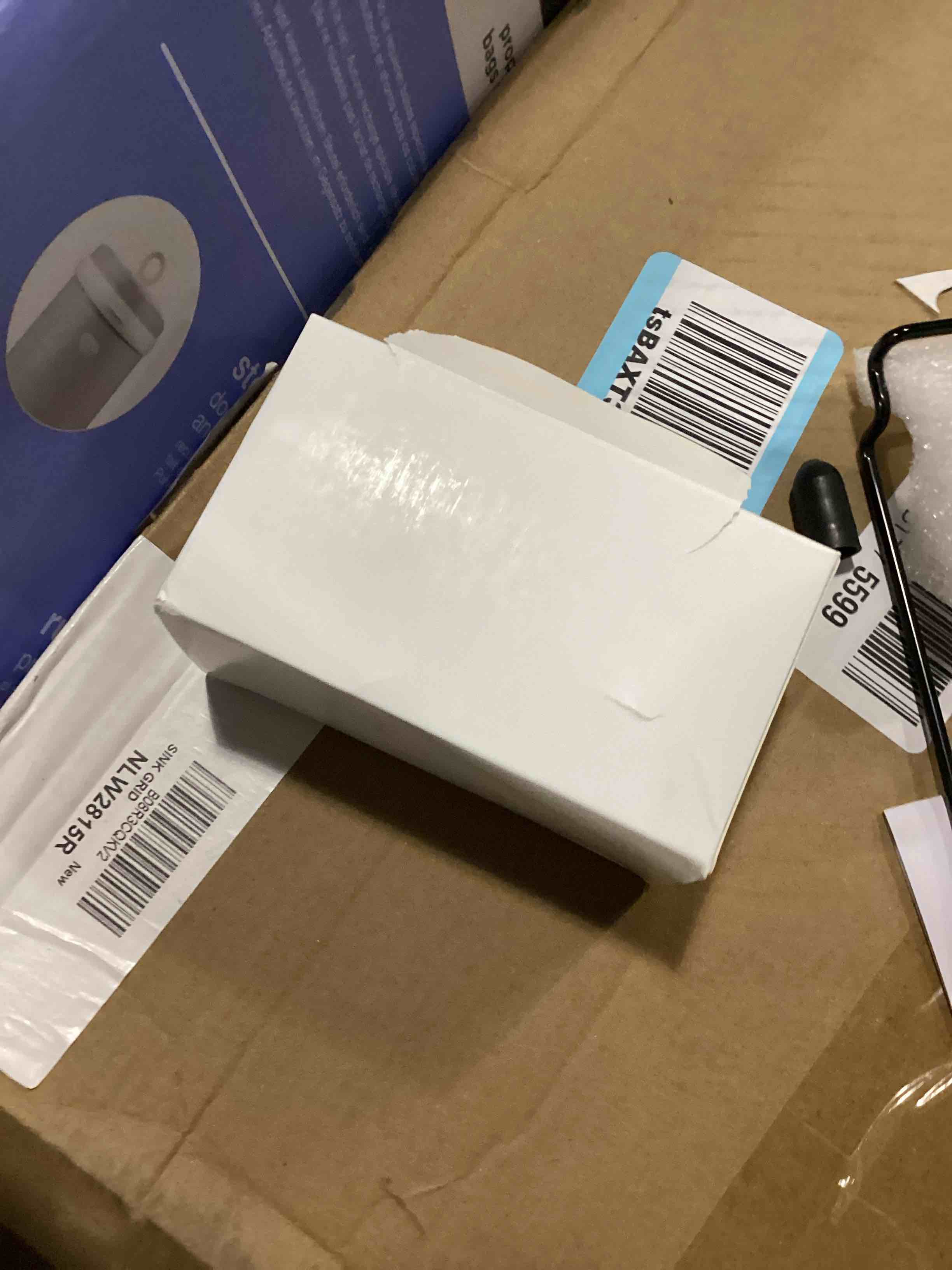 https://s3.amazonaws.com/lotting-images-prod/bidfta/PPE2360795_1747746112220.jpeg
