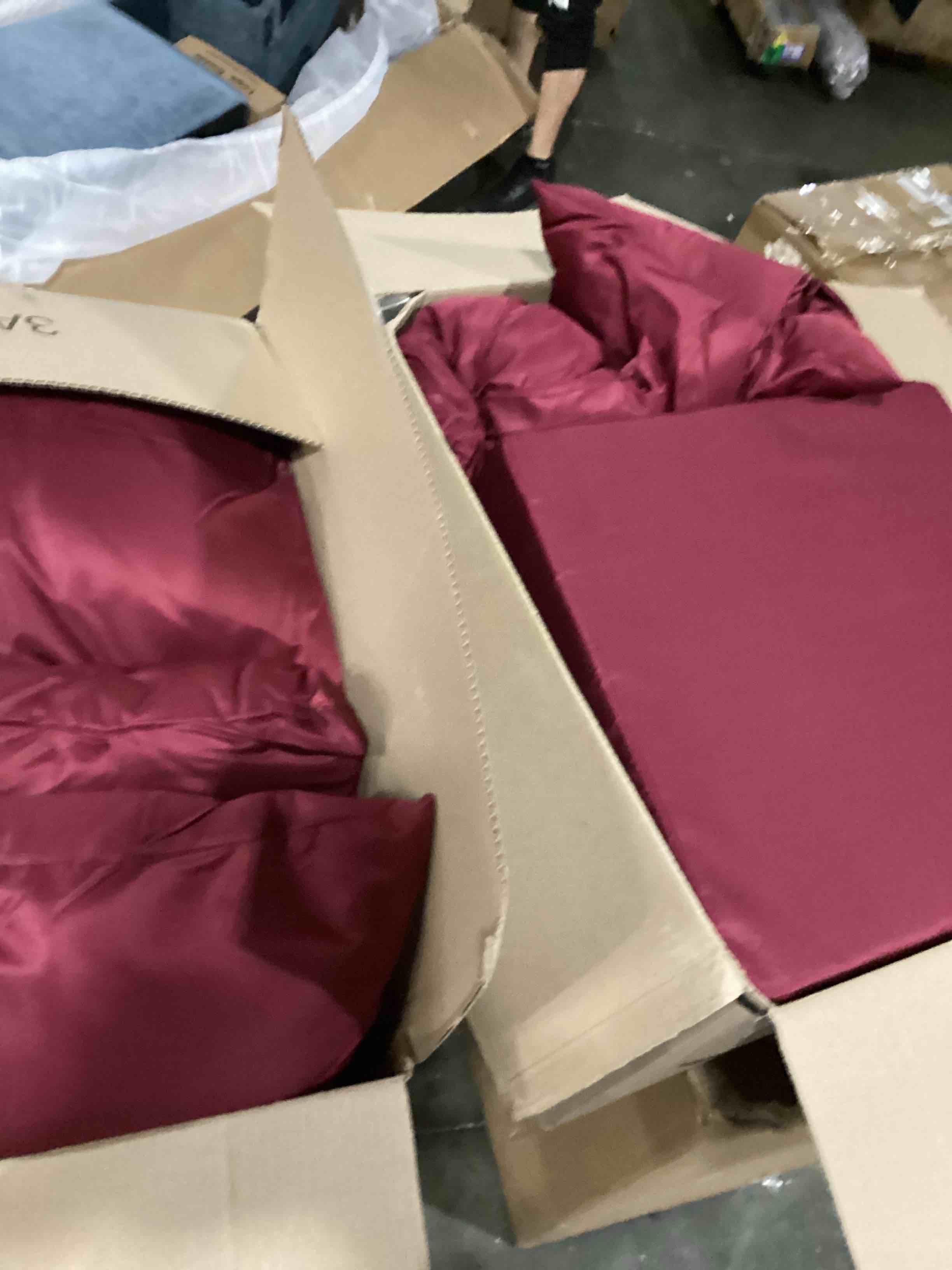 https://s3.amazonaws.com/lotting-images-prod/bidfta/PPE2361294_1748524713340.jpeg
