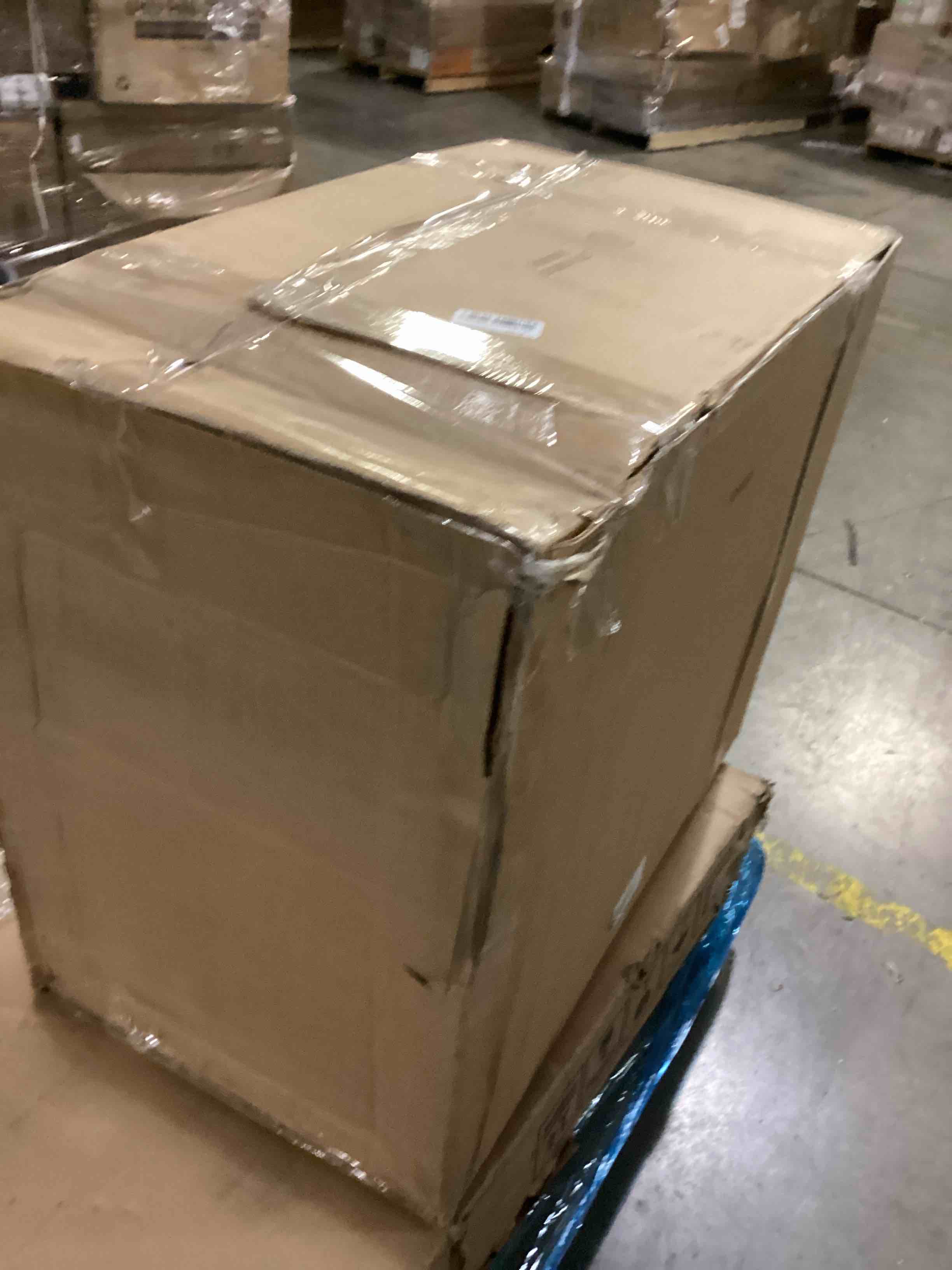 https://s3.amazonaws.com/lotting-images-prod/bidfta/PPE2361294_1748524773718.jpeg
