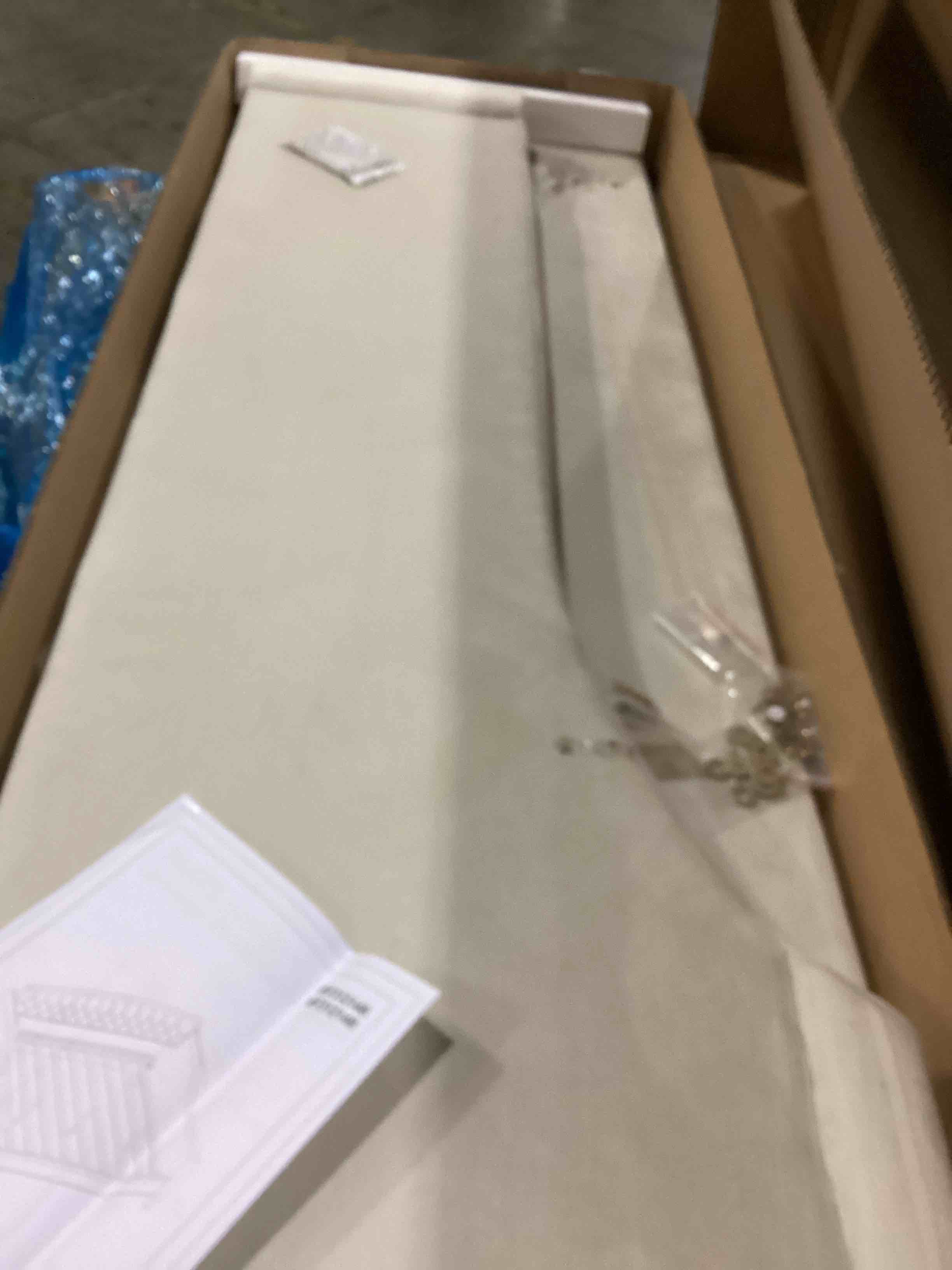 https://s3.amazonaws.com/lotting-images-prod/bidfta/PPE2361317_1748532449219.jpeg