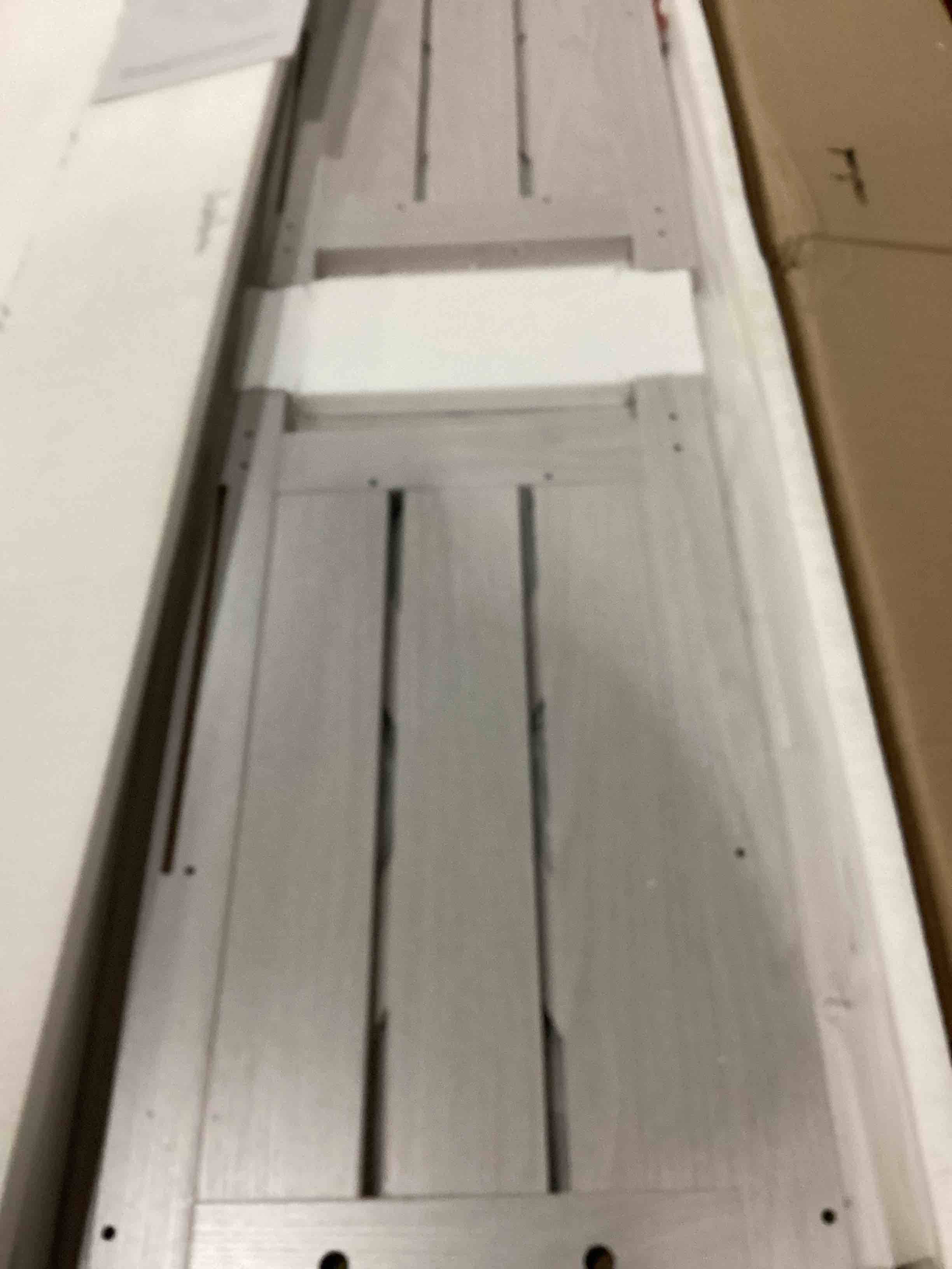 https://s3.amazonaws.com/lotting-images-prod/bidfta/PPE2361333_1748539750179.jpeg