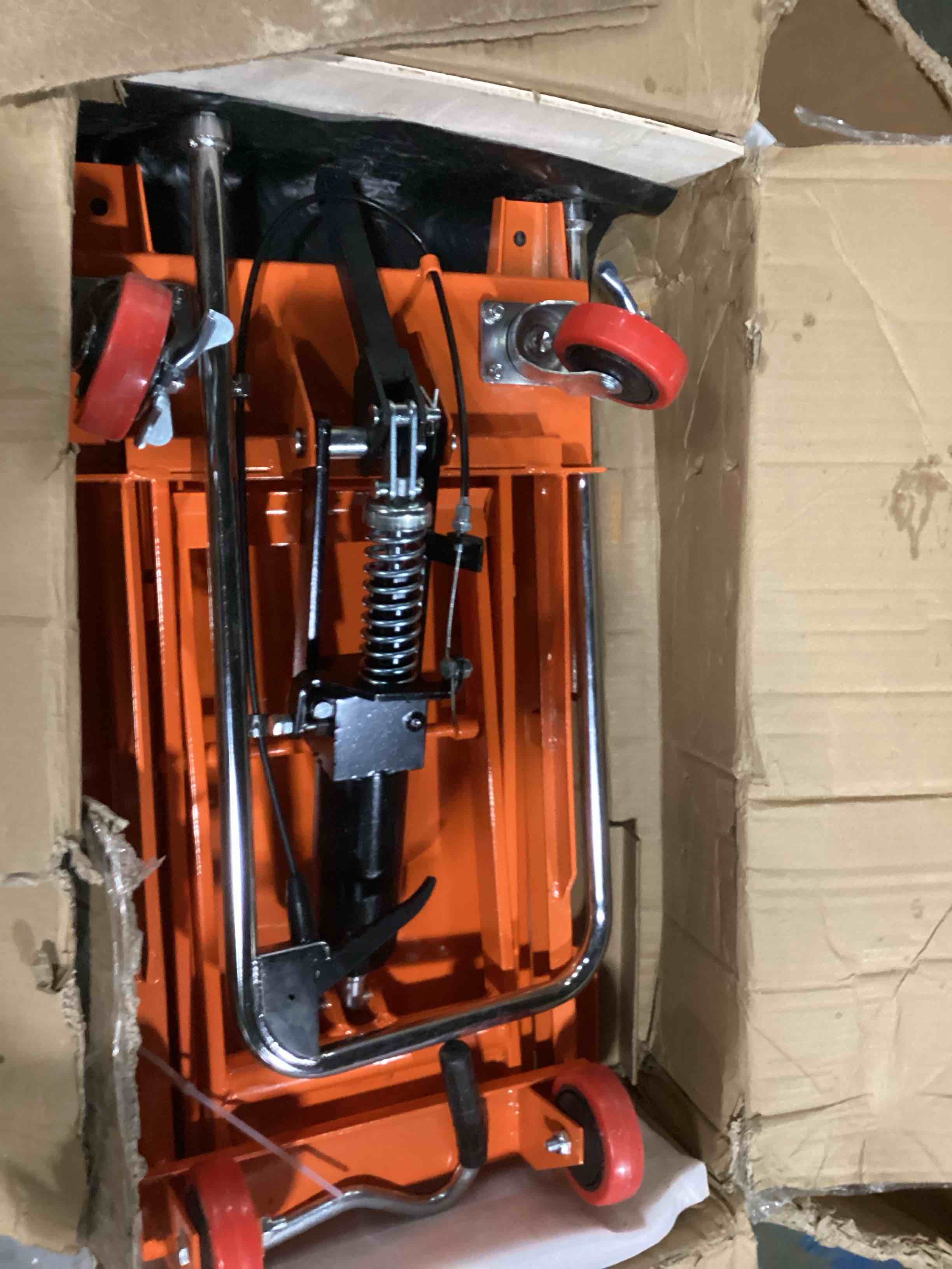 https://s3.amazonaws.com/lotting-images-prod/bidfta/PPE2361339_1748542710907.jpeg