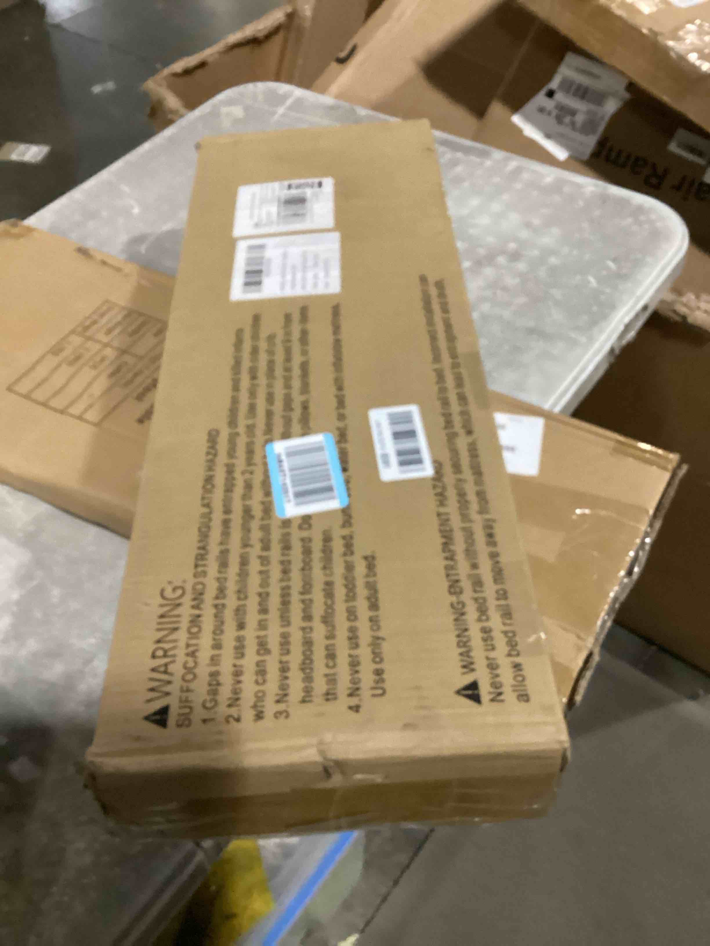 https://s3.amazonaws.com/lotting-images-prod/bidfta/PPE2361555_1748971110785.jpeg