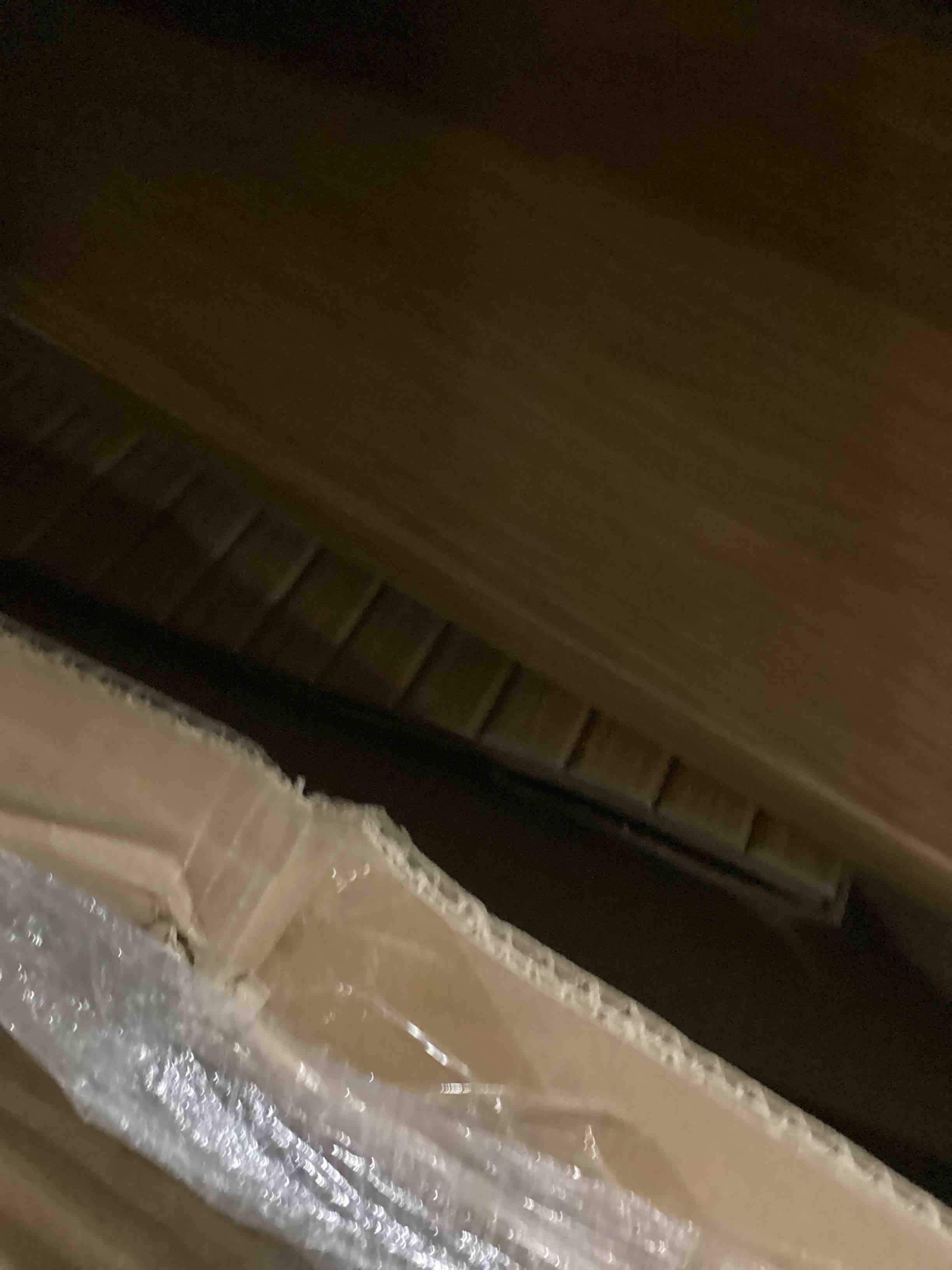 https://s3.amazonaws.com/lotting-images-prod/bidfta/PPE2361883_1749147478793.jpeg