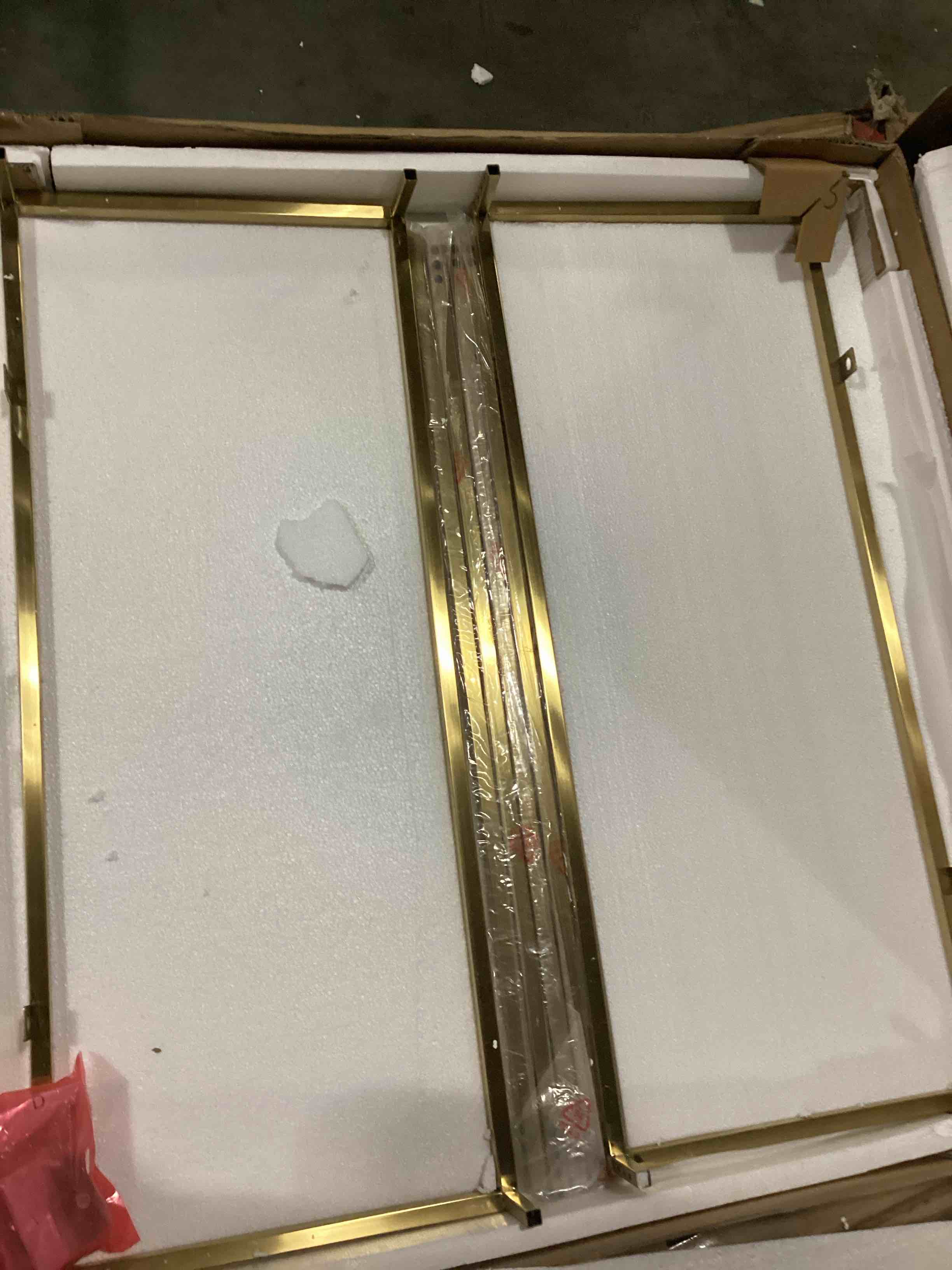 https://s3.amazonaws.com/lotting-images-prod/bidfta/PPE2361969_1749296544247.jpeg
