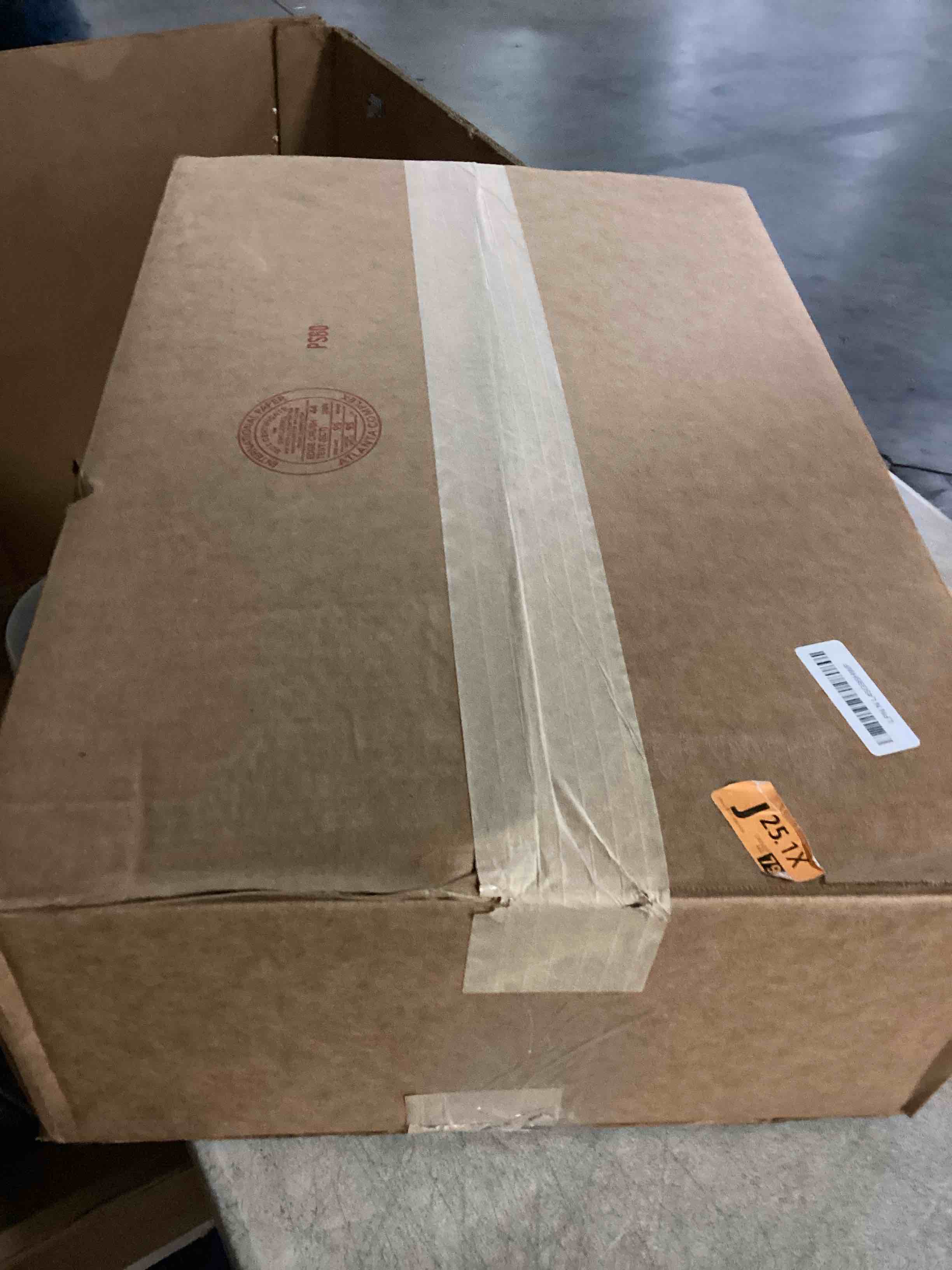 https://s3.amazonaws.com/lotting-images-prod/bidfta/PPE2362263_1747064950061.jpeg