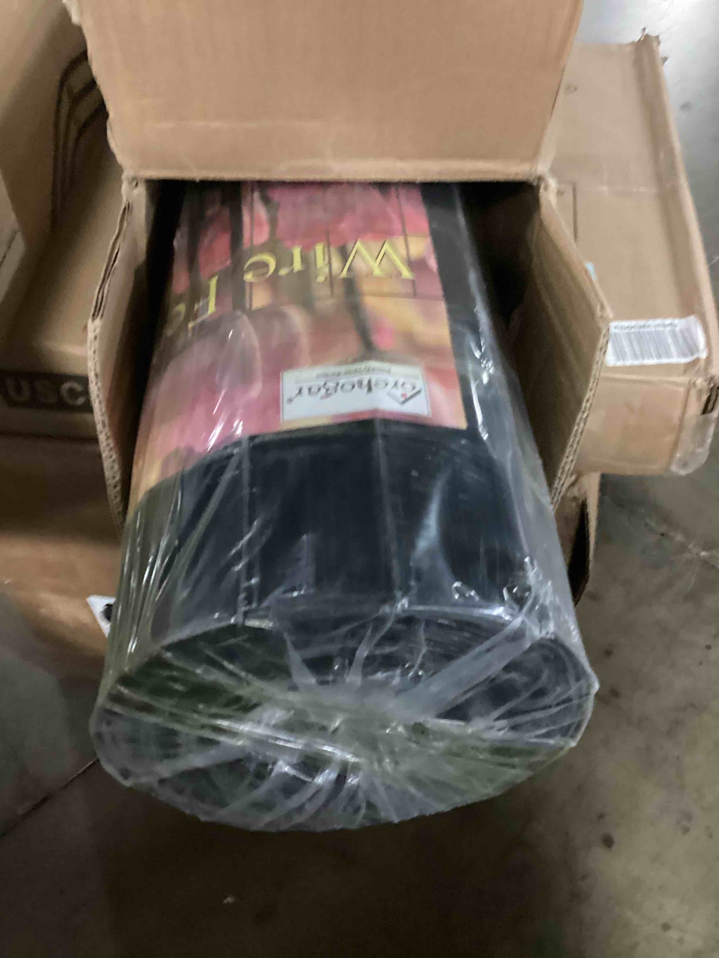 https://s3.amazonaws.com/lotting-images-prod/bidfta/PPE2362358_1747137888655.jpeg