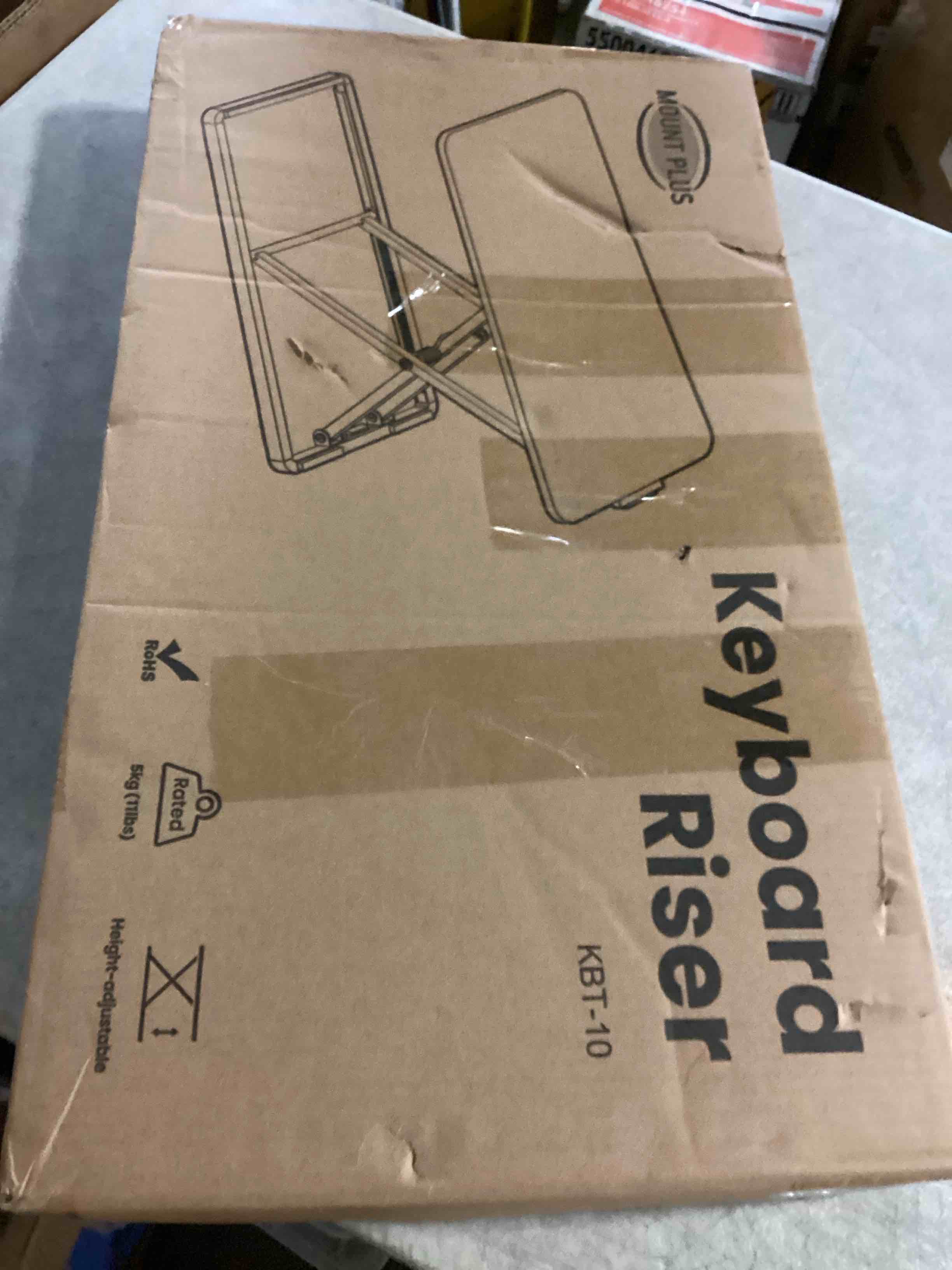 https://s3.amazonaws.com/lotting-images-prod/bidfta/PPE2362470_1747156366476.jpeg
