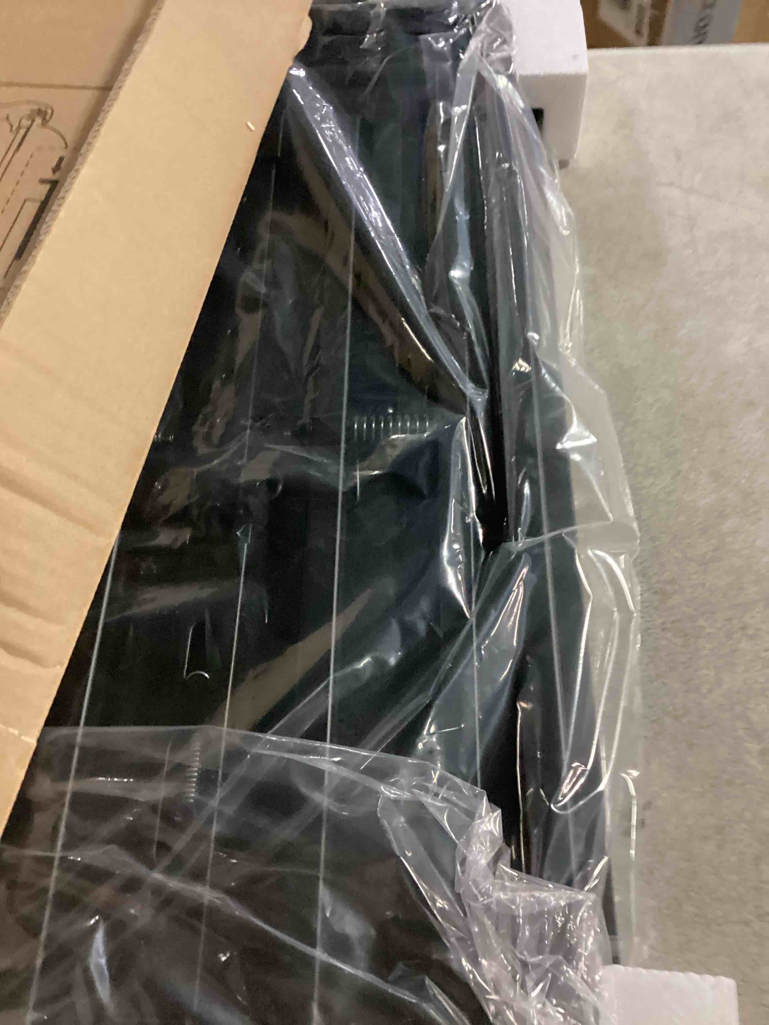 https://s3.amazonaws.com/lotting-images-prod/bidfta/PPE2362470_1747156382661.jpeg