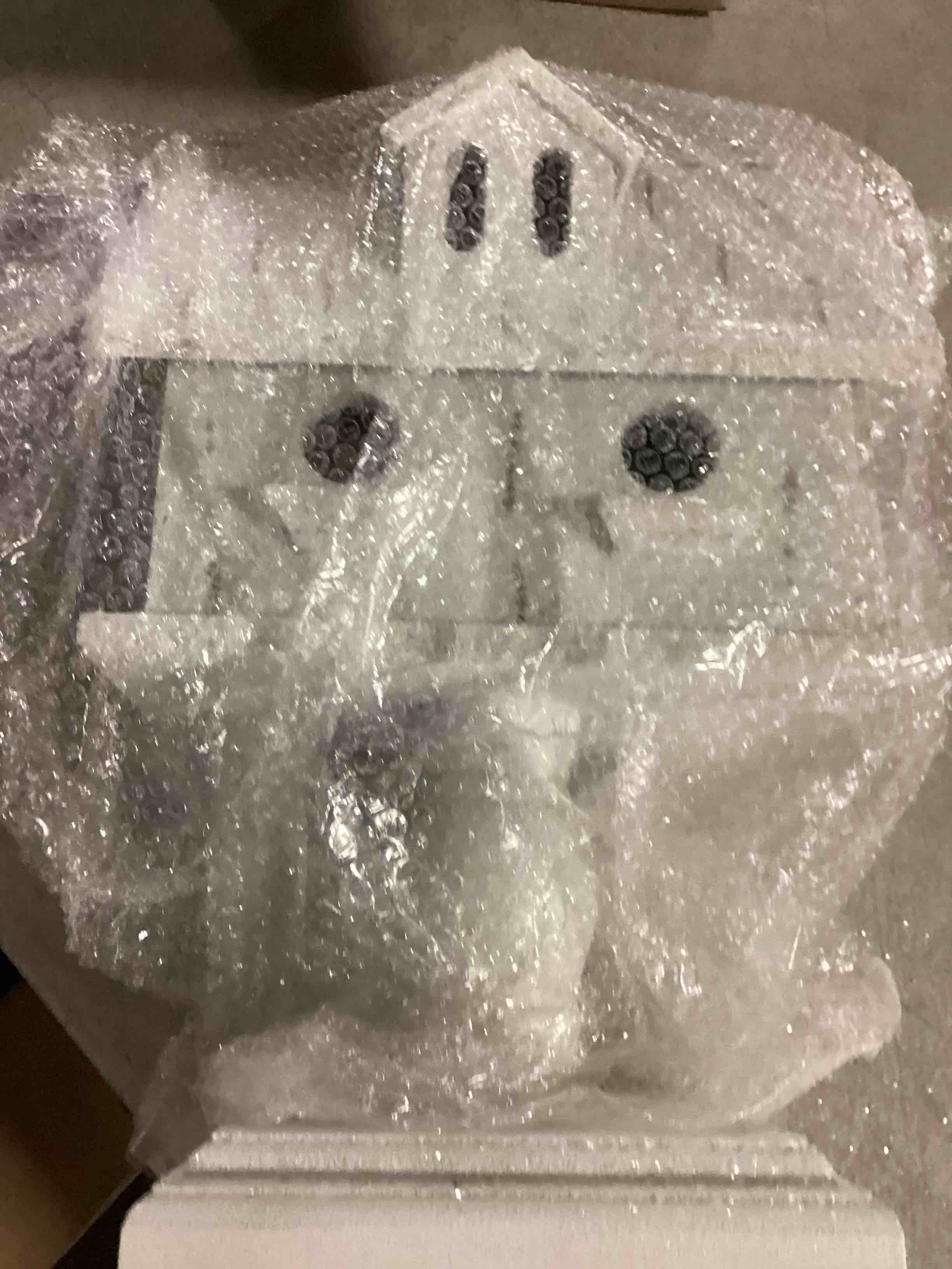 https://s3.amazonaws.com/lotting-images-prod/bidfta/PPE2363411_1747847964570.jpeg