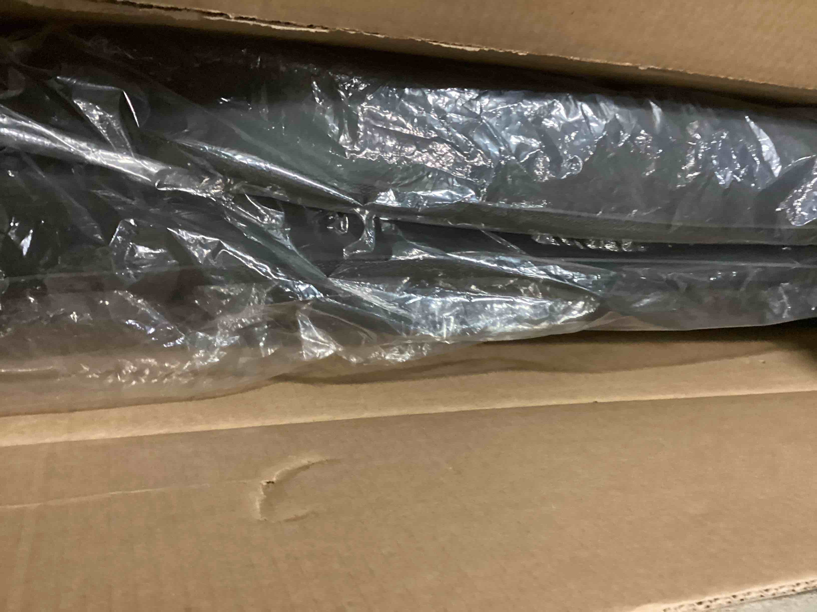 https://s3.amazonaws.com/lotting-images-prod/bidfta/PPE2363533_1747921163971.jpeg