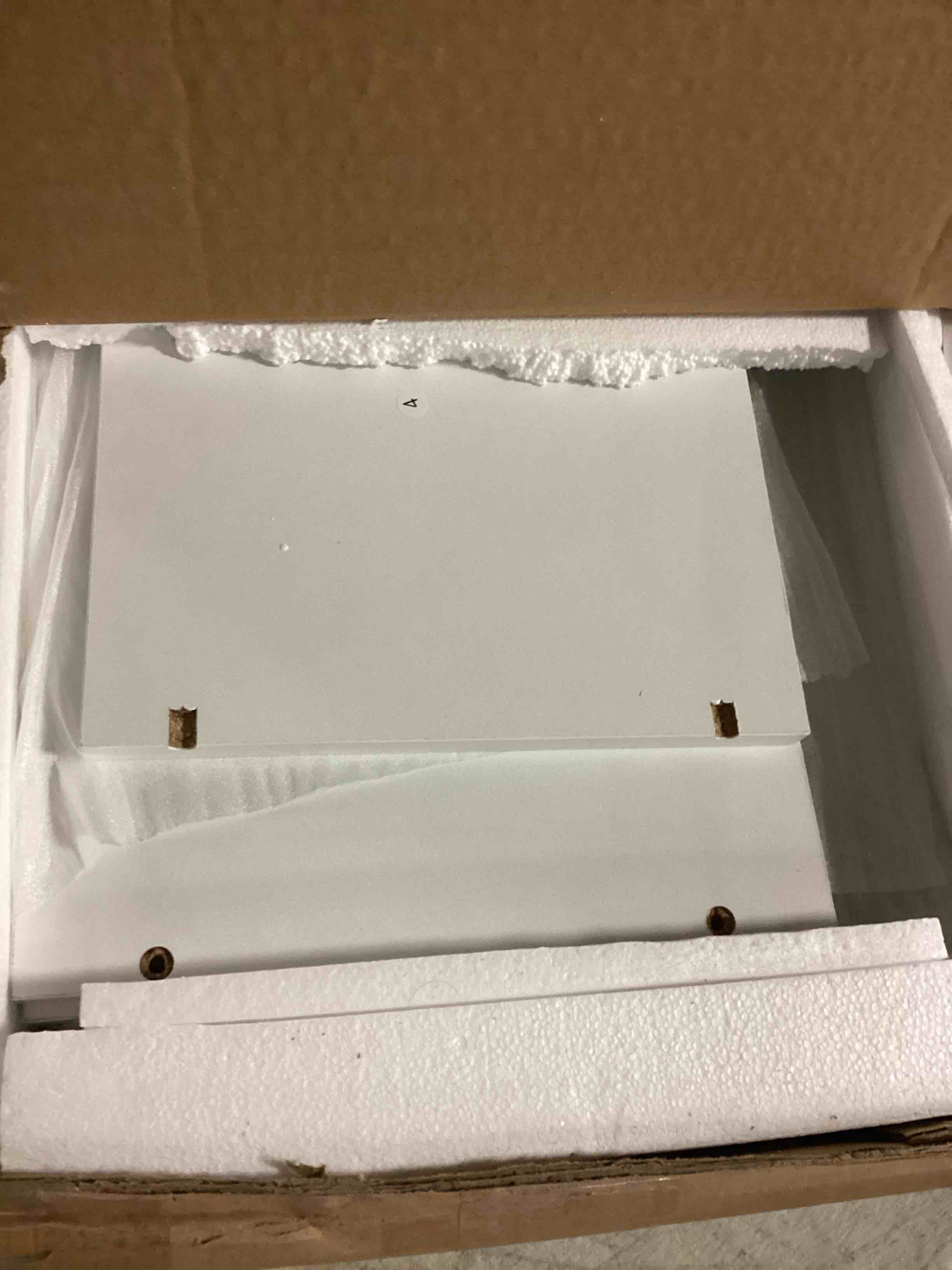 https://s3.amazonaws.com/lotting-images-prod/bidfta/PPE2364775_1749041063314.jpeg