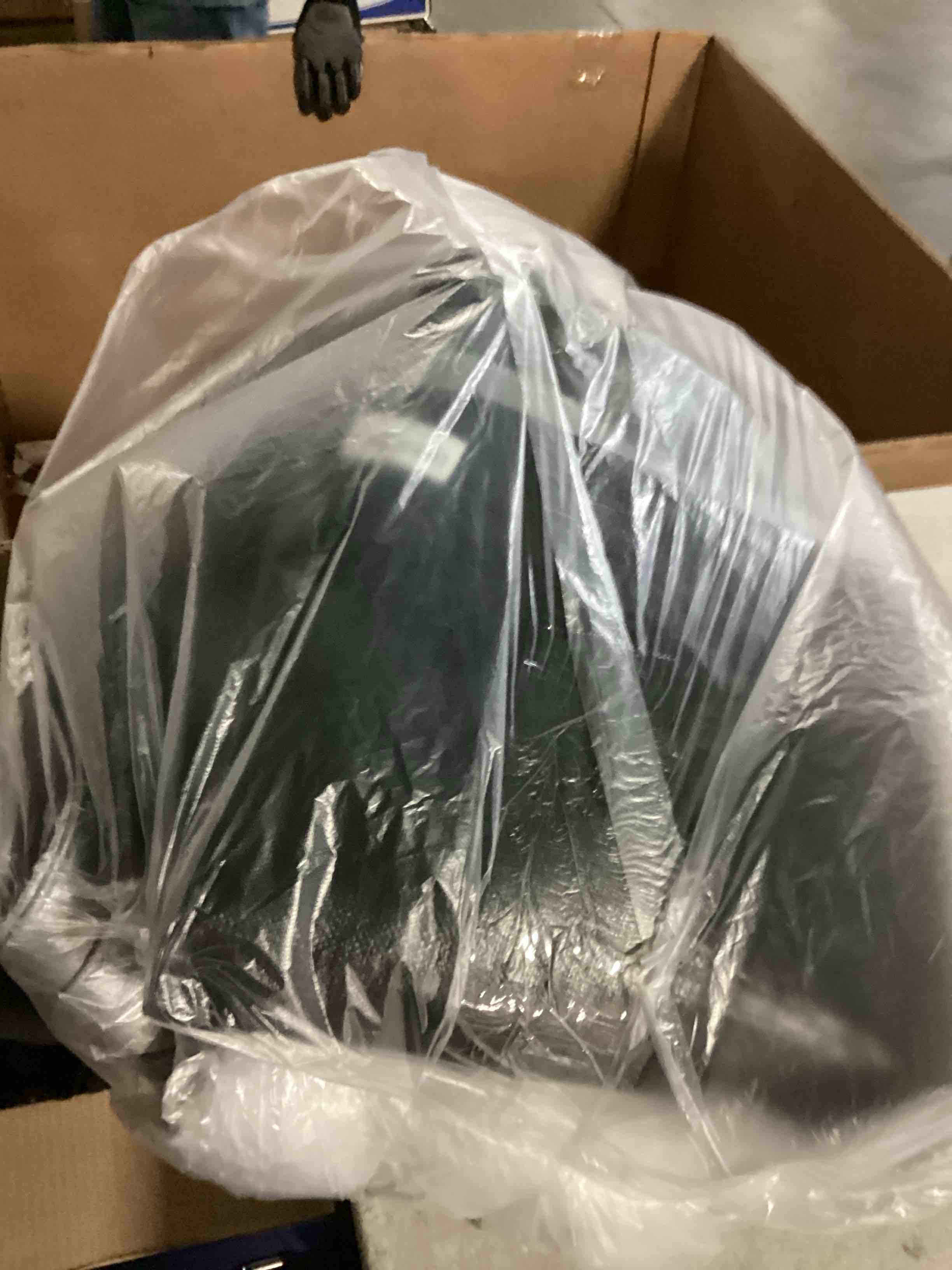 https://s3.amazonaws.com/lotting-images-prod/bidfta/PPE2364995_1749130416760.jpeg