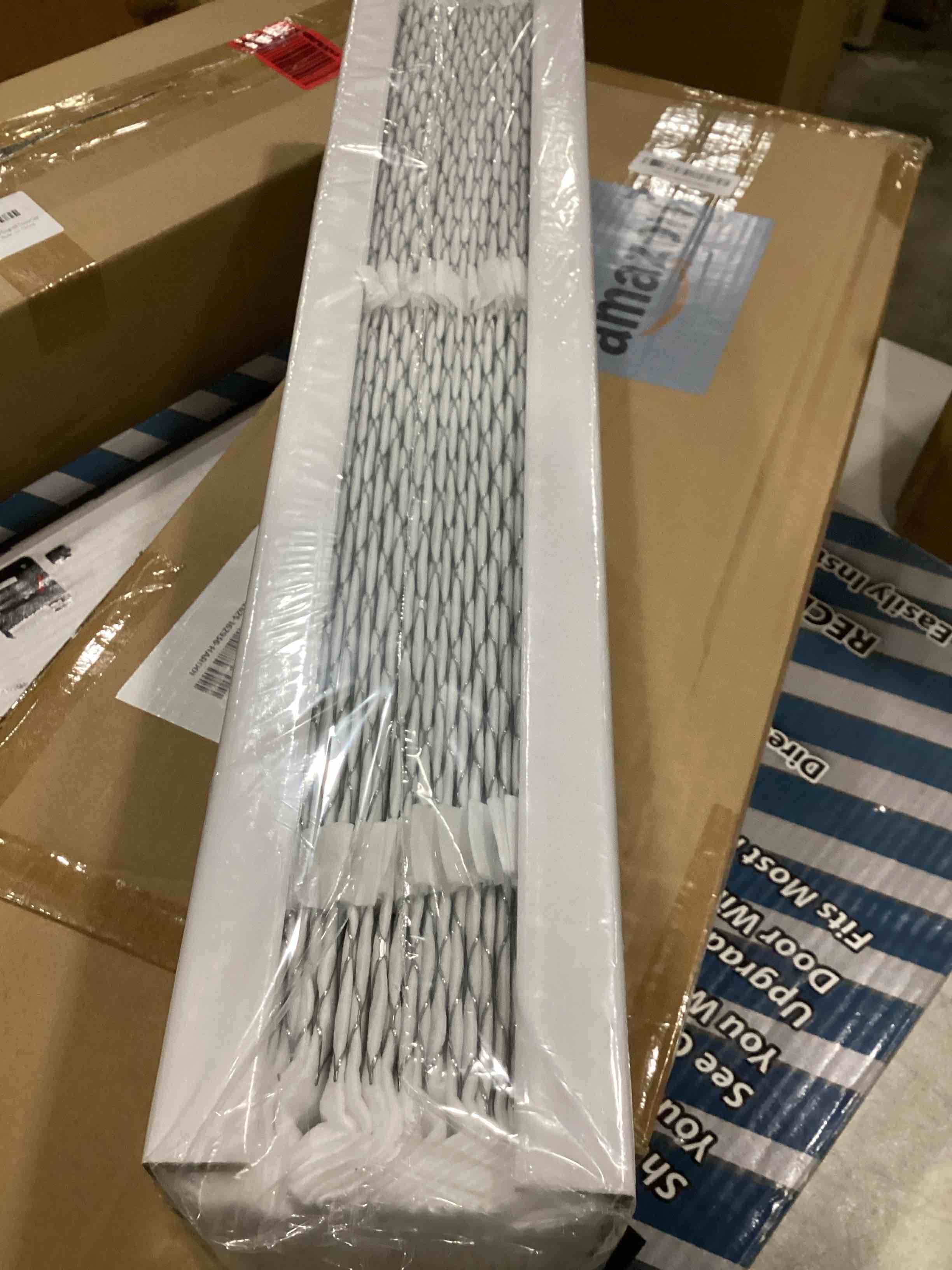 https://s3.amazonaws.com/lotting-images-prod/bidfta/PPE2365012_1748543462853.jpeg