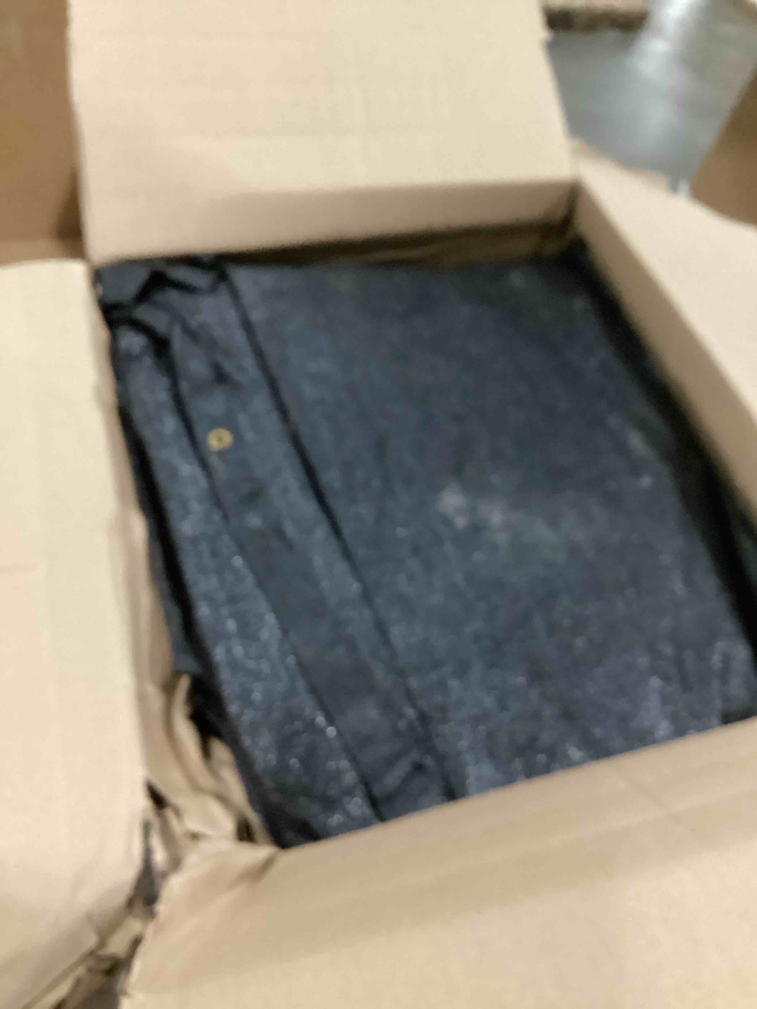 https://s3.amazonaws.com/lotting-images-prod/bidfta/PPE2365497_1749122197888.jpeg
