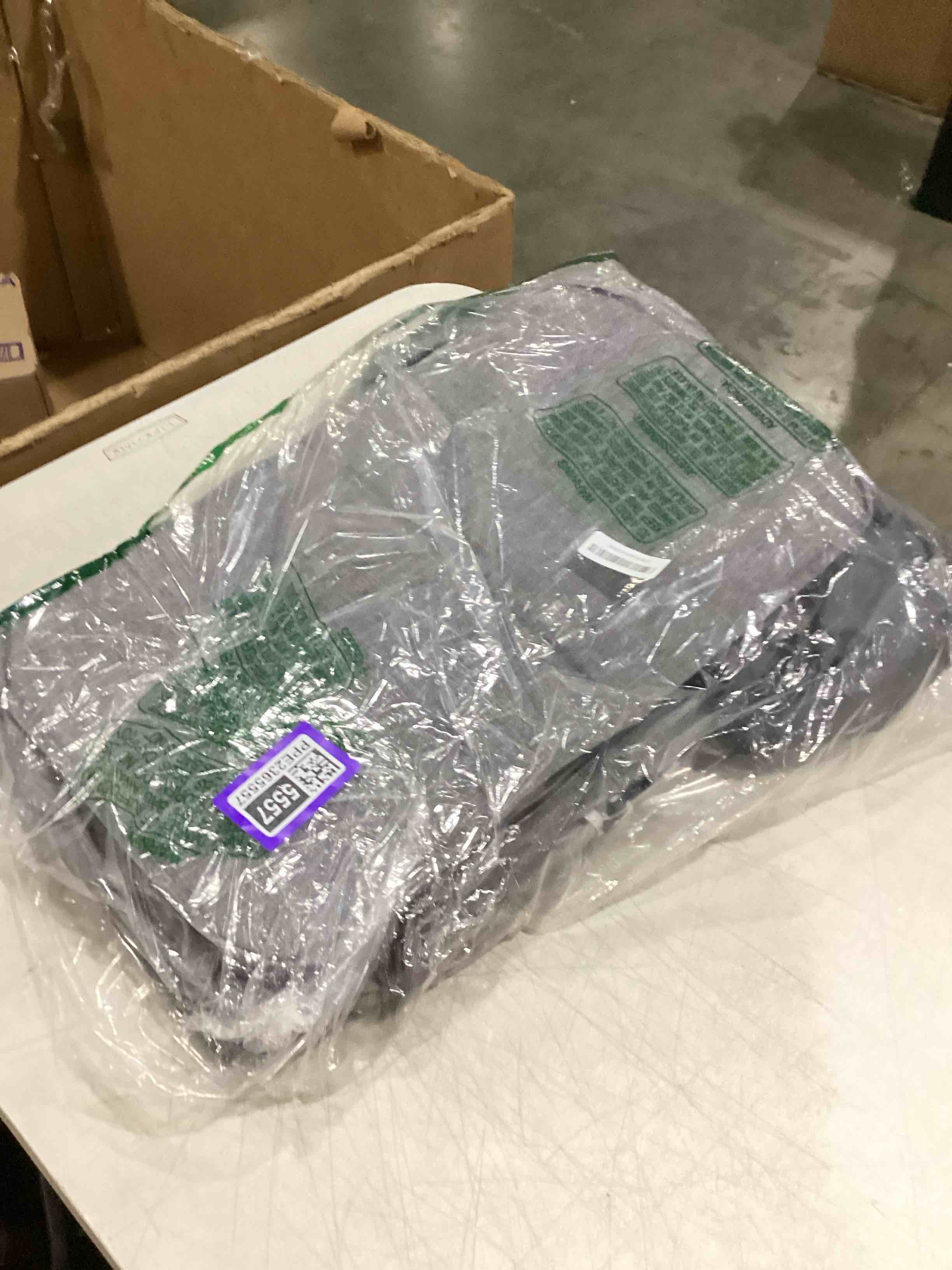 https://s3.amazonaws.com/lotting-images-prod/bidfta/PPE2365557_1749130702144.jpeg