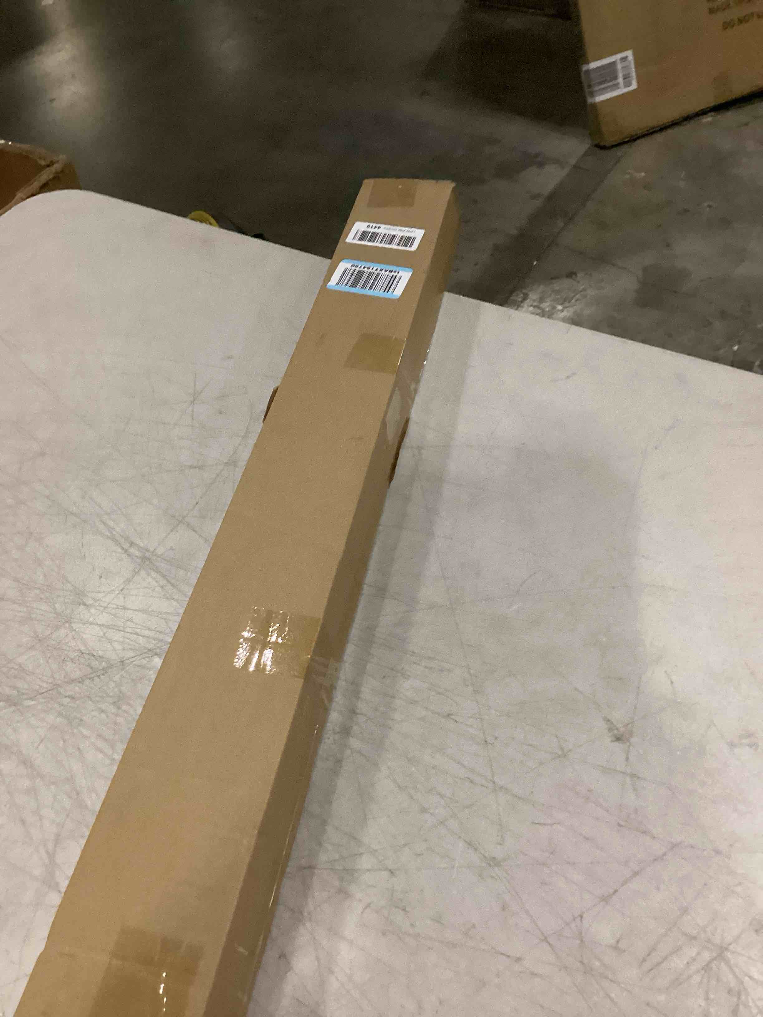 https://s3.amazonaws.com/lotting-images-prod/bidfta/PPE2366494_1750257738257.jpeg