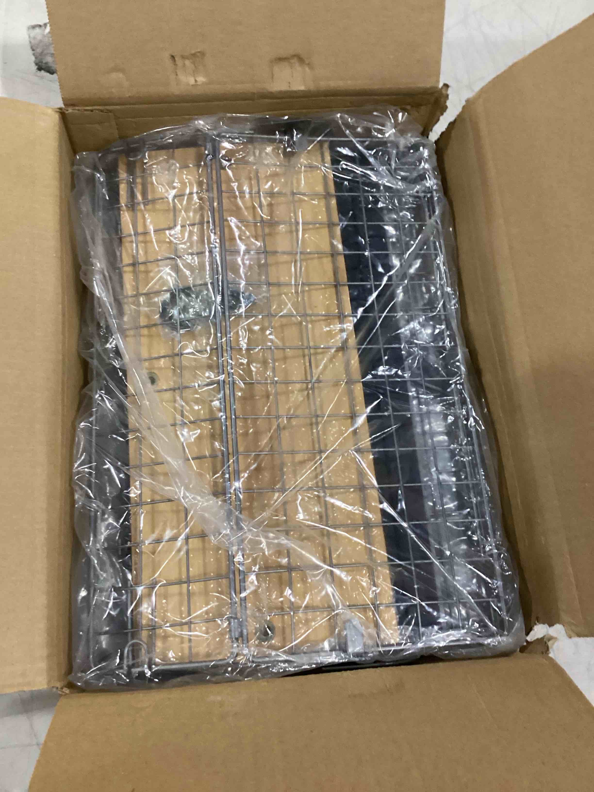 https://s3.amazonaws.com/lotting-images-prod/bidfta/PPE2366503_1750258951949.jpeg