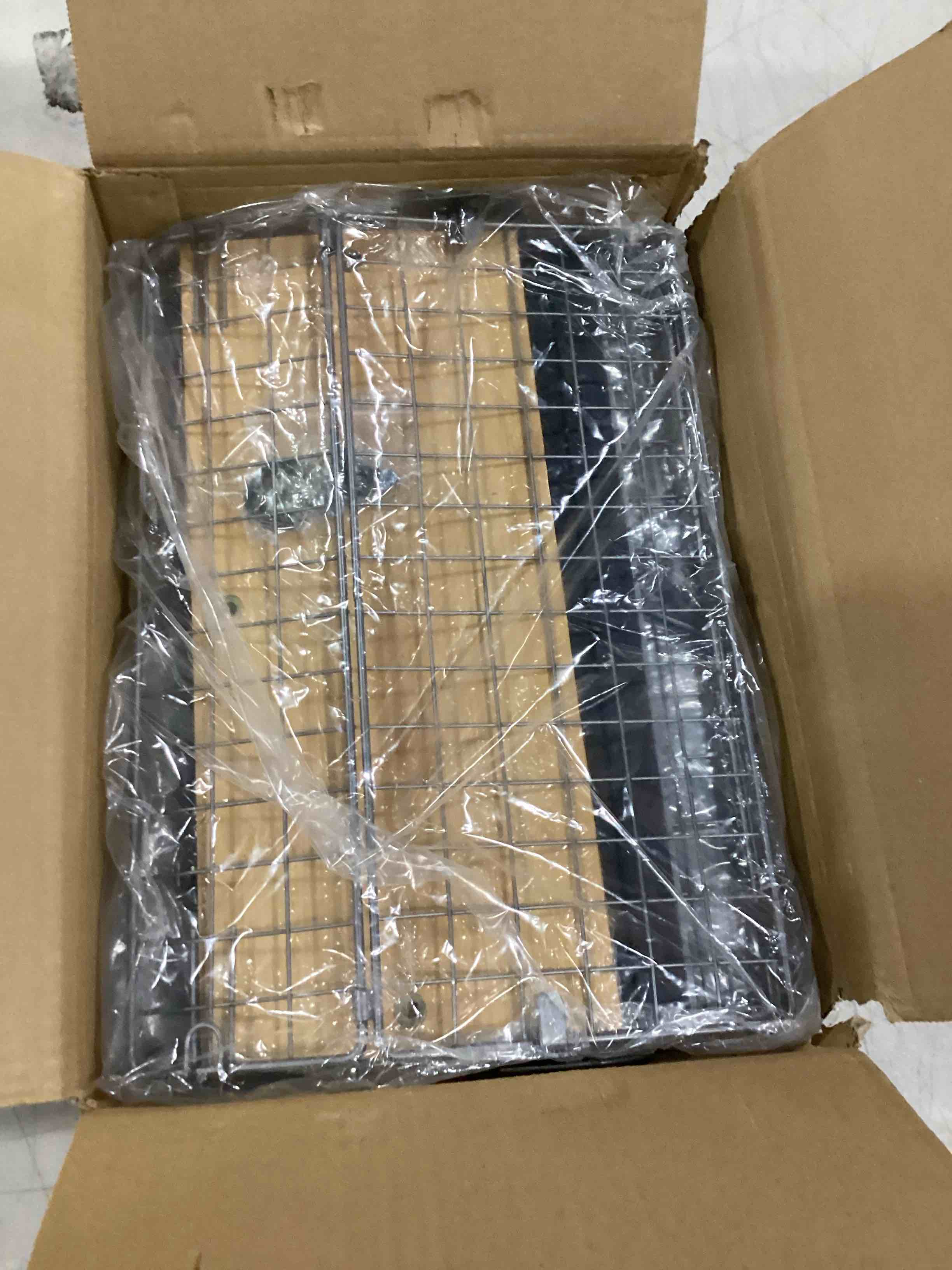 https://s3.amazonaws.com/lotting-images-prod/bidfta/PPE2366503_1750258952633.jpeg