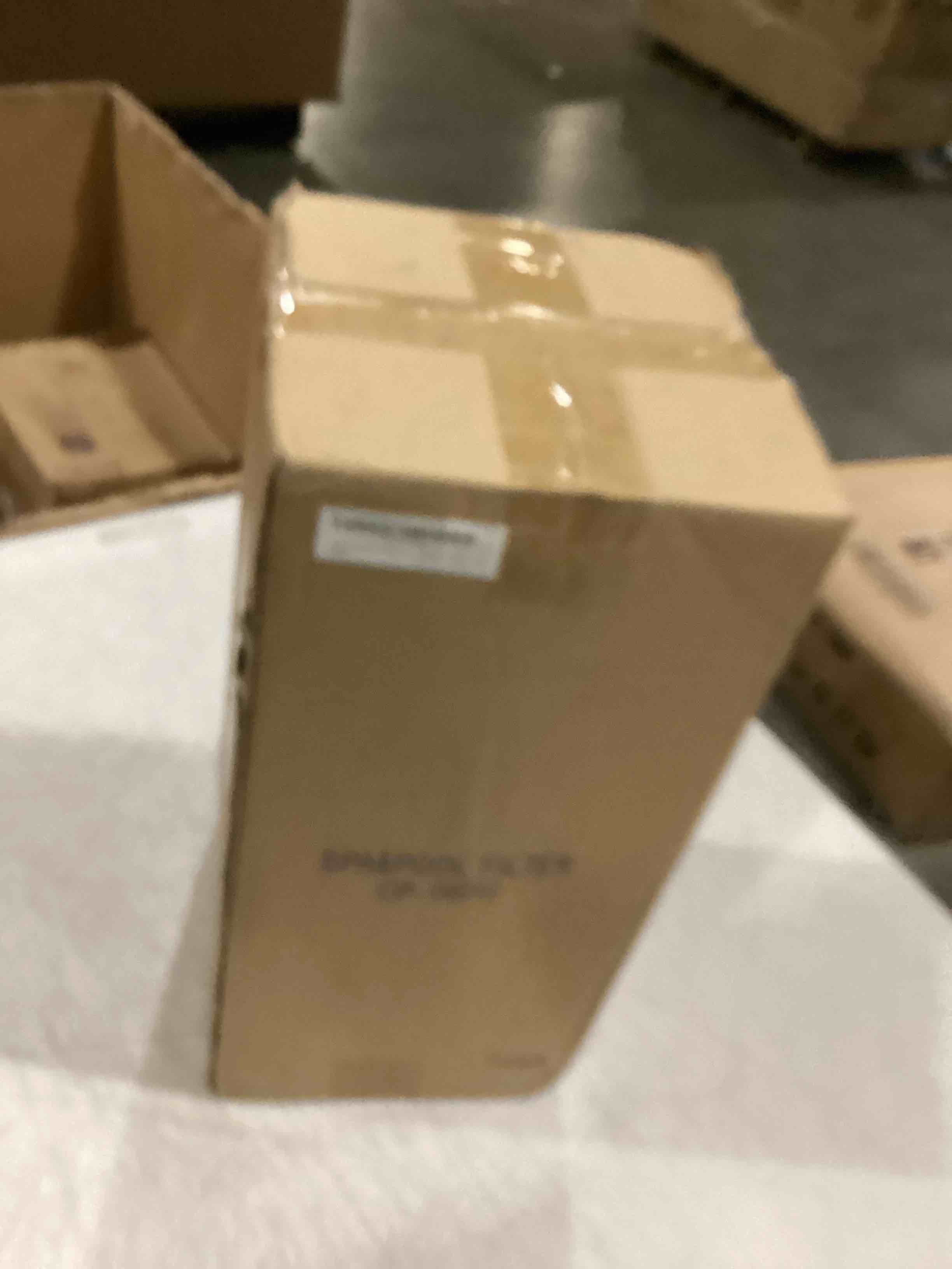 https://s3.amazonaws.com/lotting-images-prod/bidfta/PPE2366507_1750259294421.jpeg