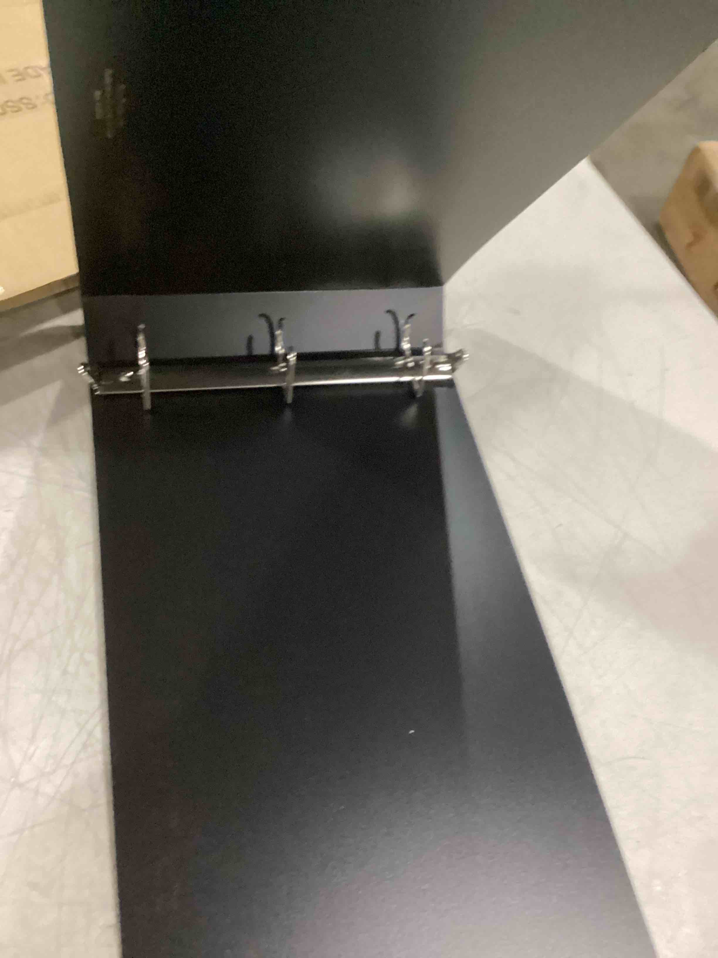 https://s3.amazonaws.com/lotting-images-prod/bidfta/PPE2366510_1750259389122.jpeg