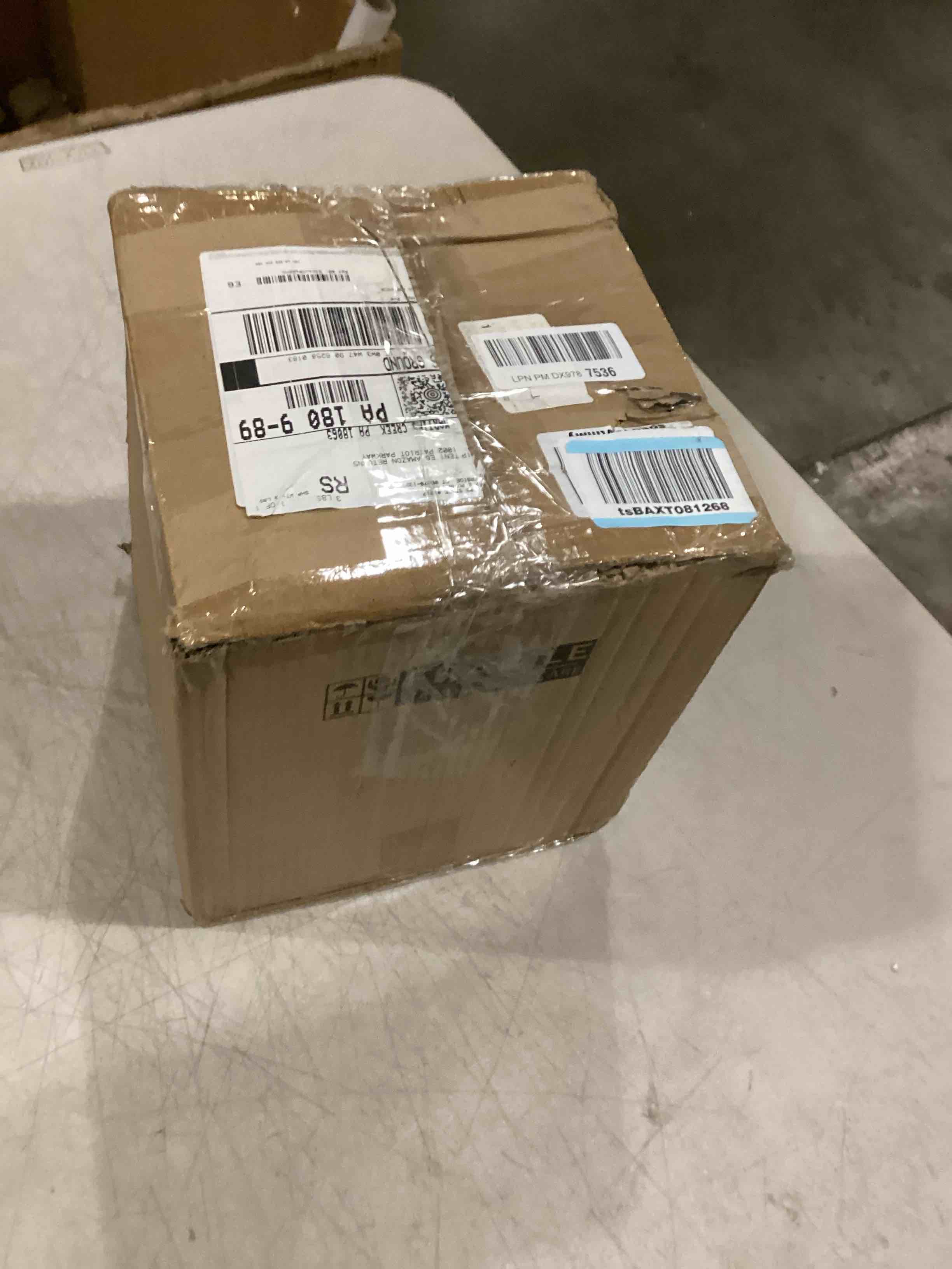 https://s3.amazonaws.com/lotting-images-prod/bidfta/PPE2366515_1750260283681.jpeg