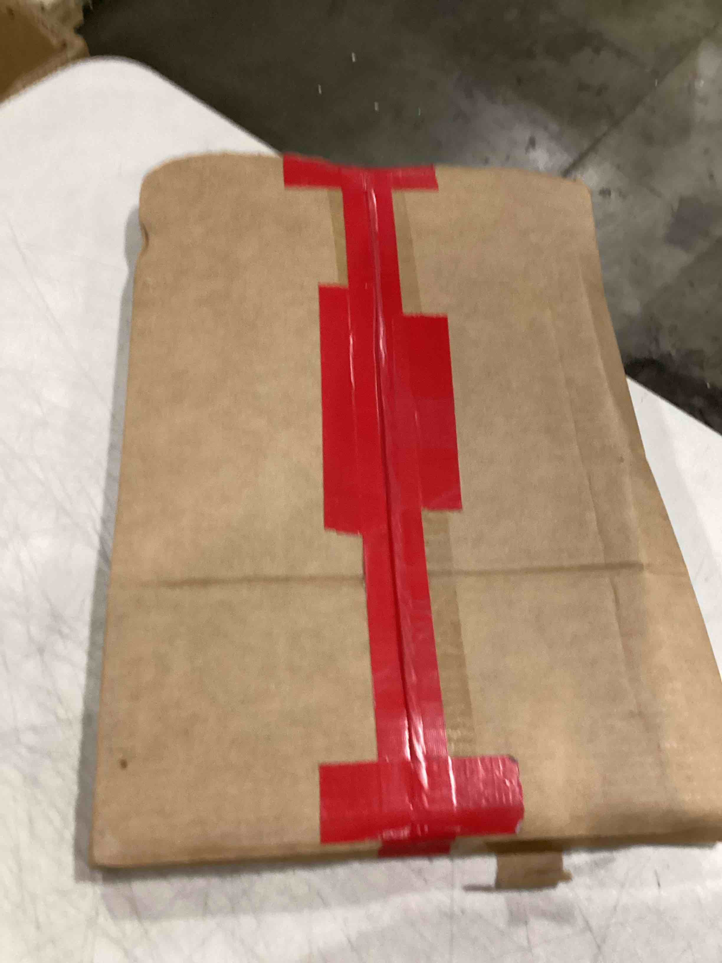 https://s3.amazonaws.com/lotting-images-prod/bidfta/PPE2366649_1750343639026.jpeg