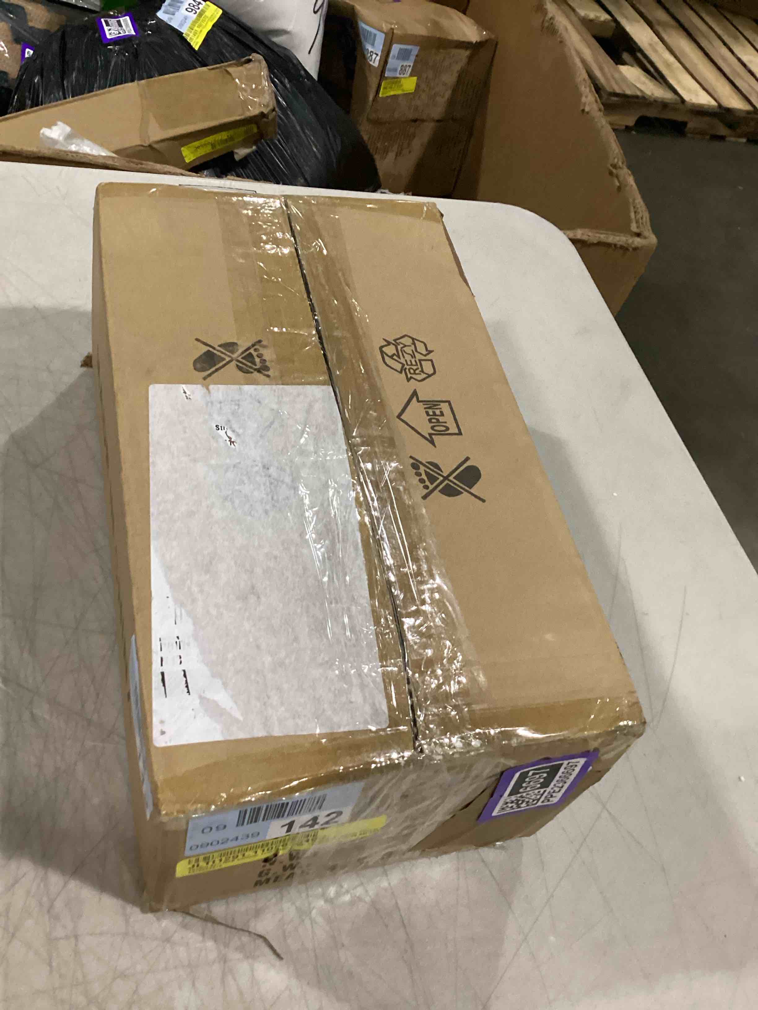 https://s3.amazonaws.com/lotting-images-prod/bidfta/PPE2366697_1750354725604.jpeg