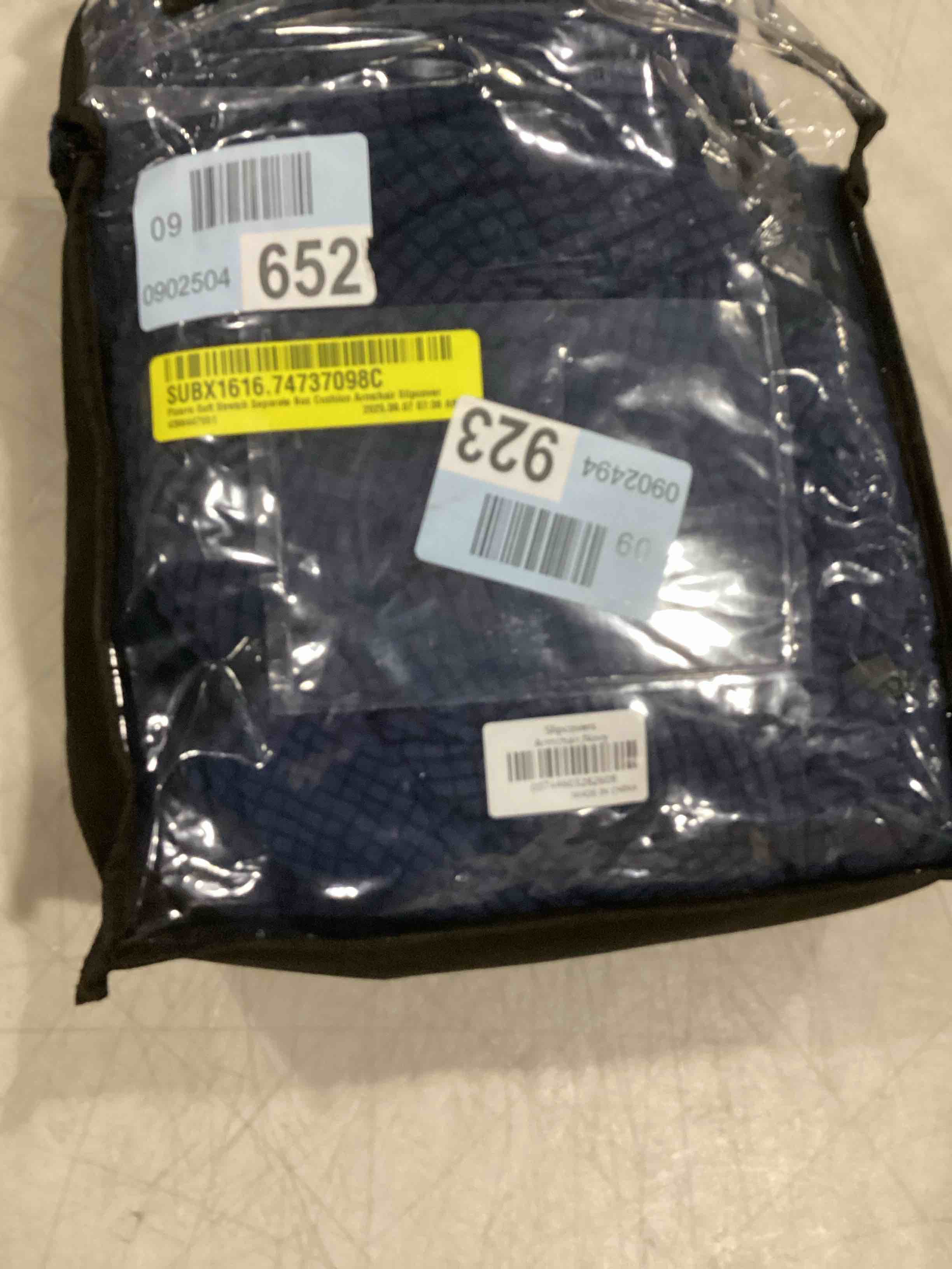 https://s3.amazonaws.com/lotting-images-prod/bidfta/PPE2366721_1750418294098.jpeg