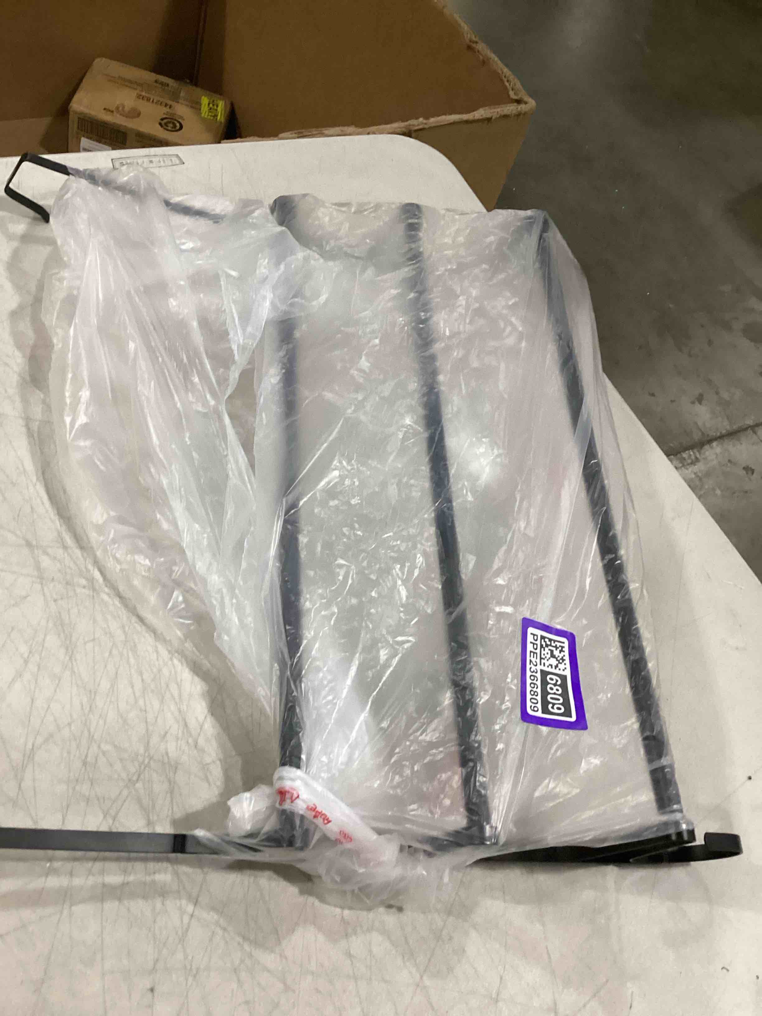 https://s3.amazonaws.com/lotting-images-prod/bidfta/PPE2366809_1750440670627.jpeg