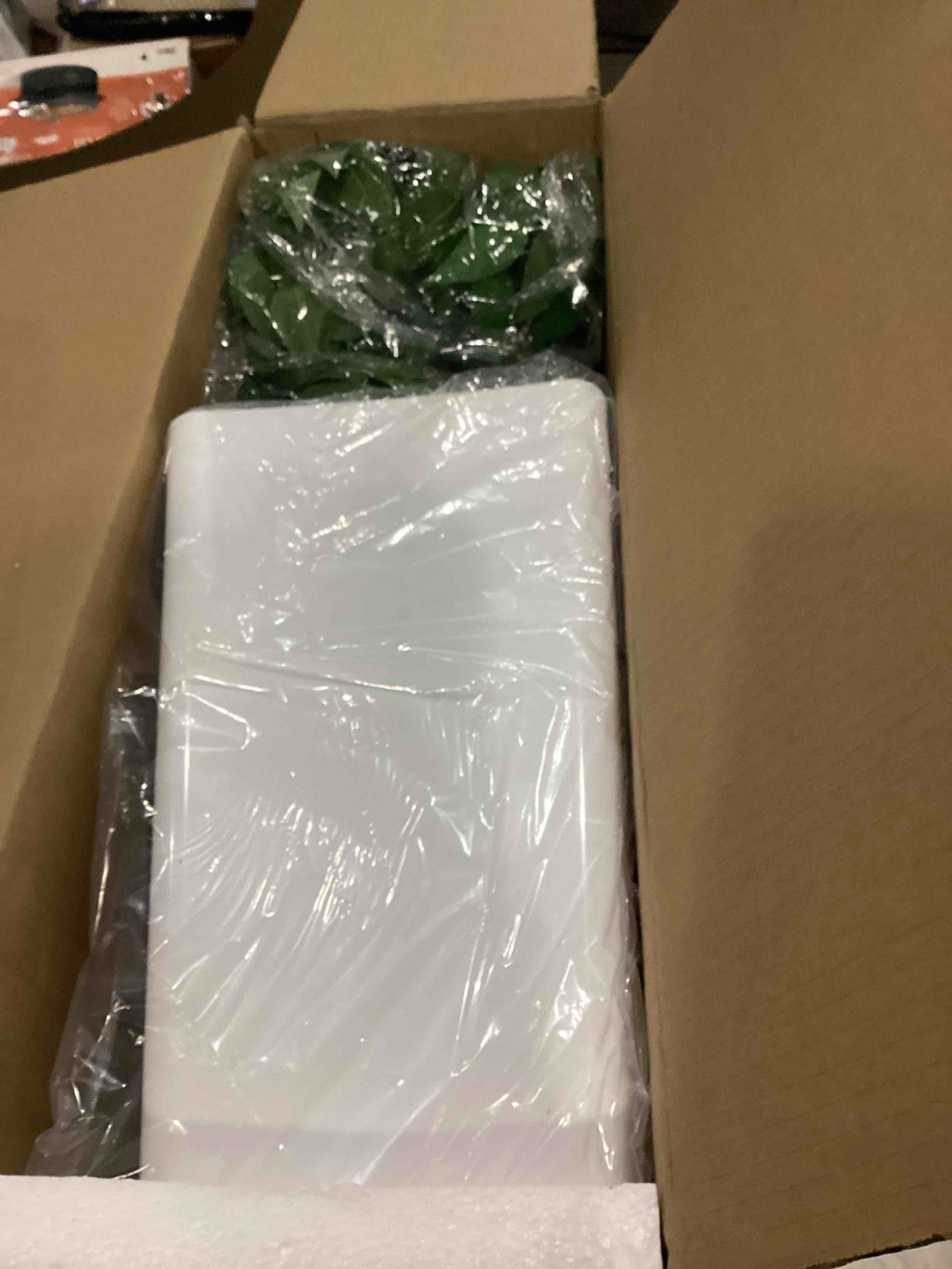 https://s3.amazonaws.com/lotting-images-prod/bidfta/PPE2366923_1750526963180.jpeg