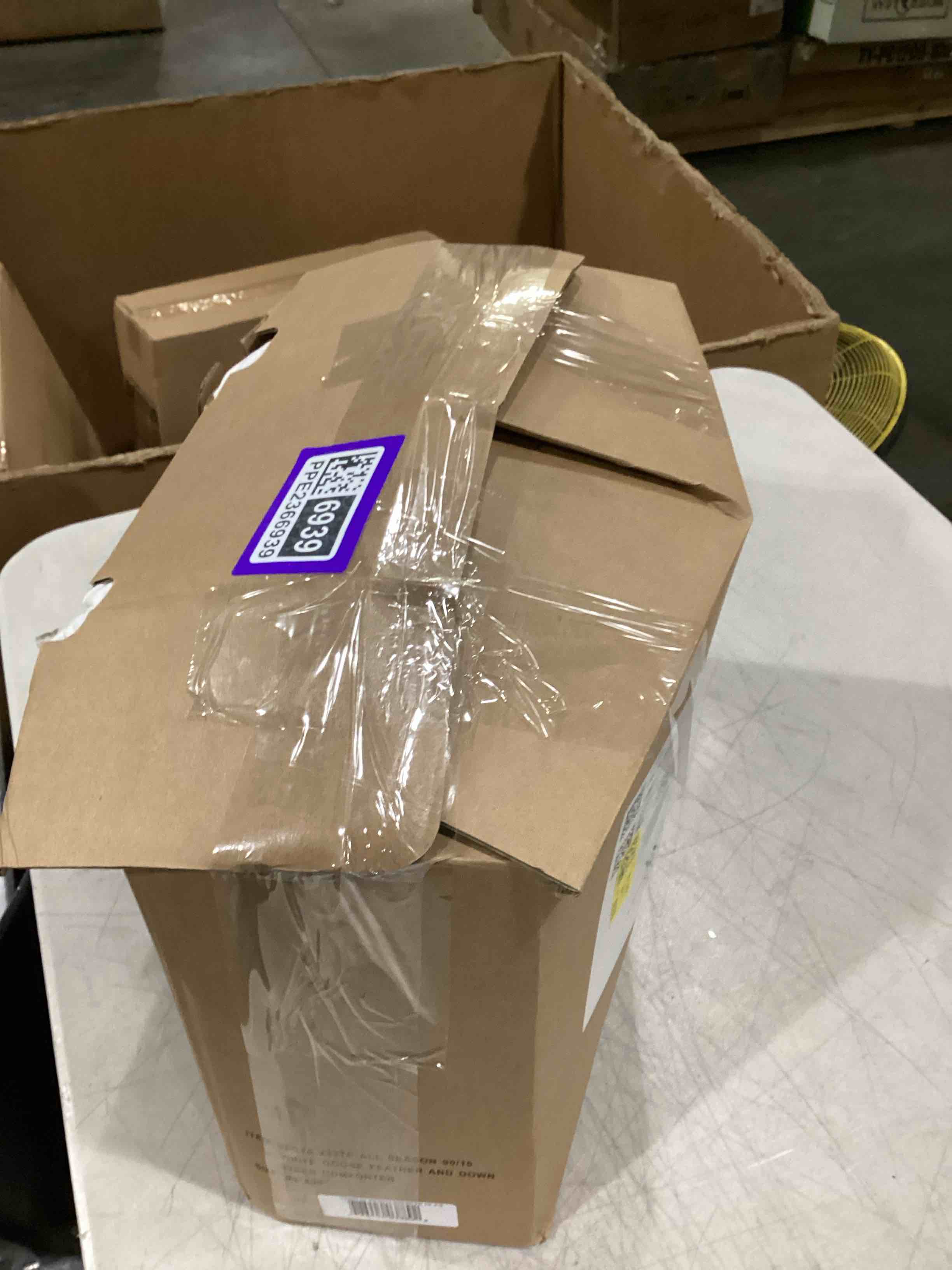 https://s3.amazonaws.com/lotting-images-prod/bidfta/PPE2366939_1750530229951.jpeg
