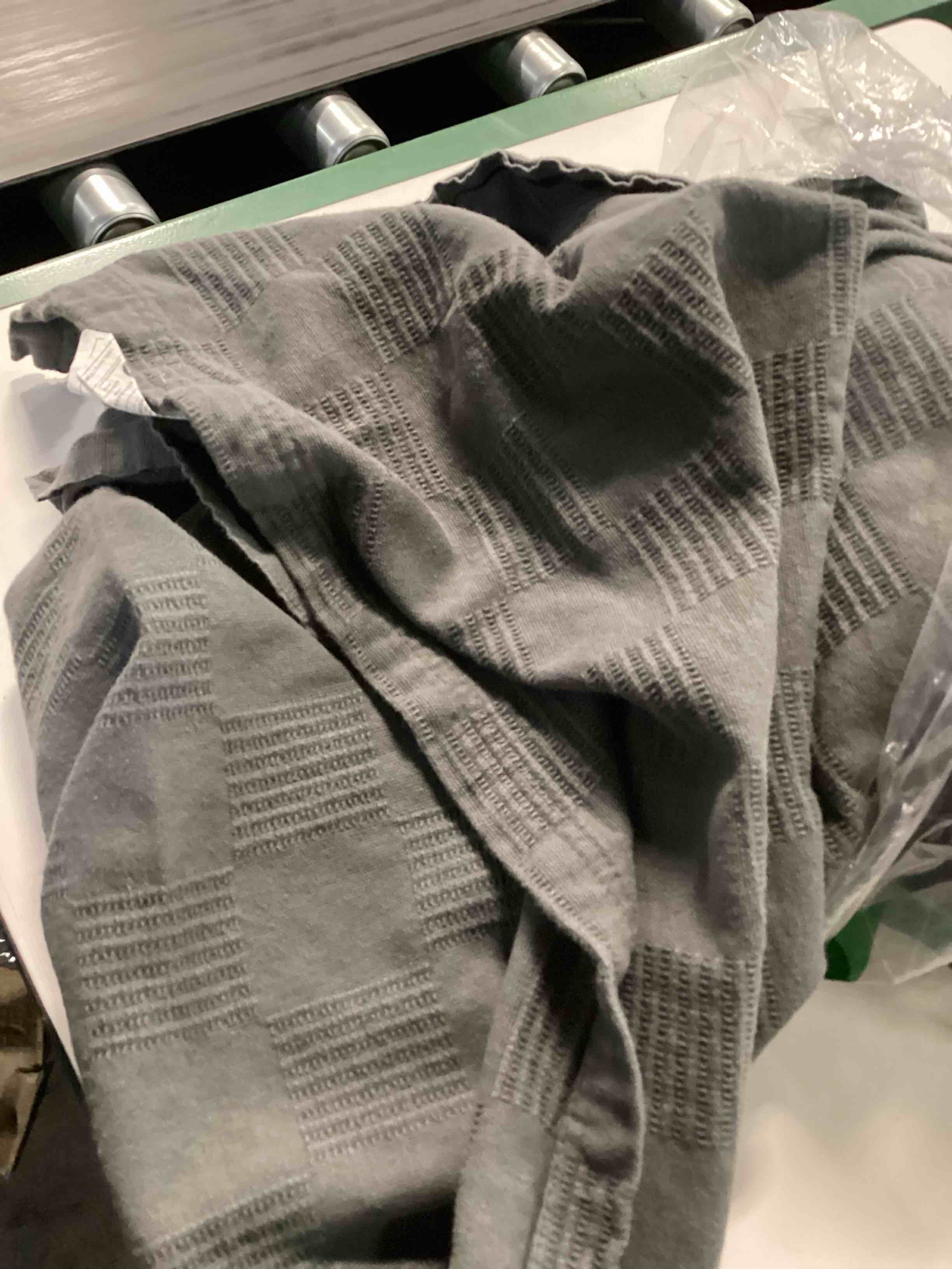 Condition photo showing As Is for Utopia Bedding Smoke Gray 100% Cotton Blanket [Twin Size - 90x72 Inch] 350GSM Lightweight, Soft and Breathable Thermal Blanket for All Seasons