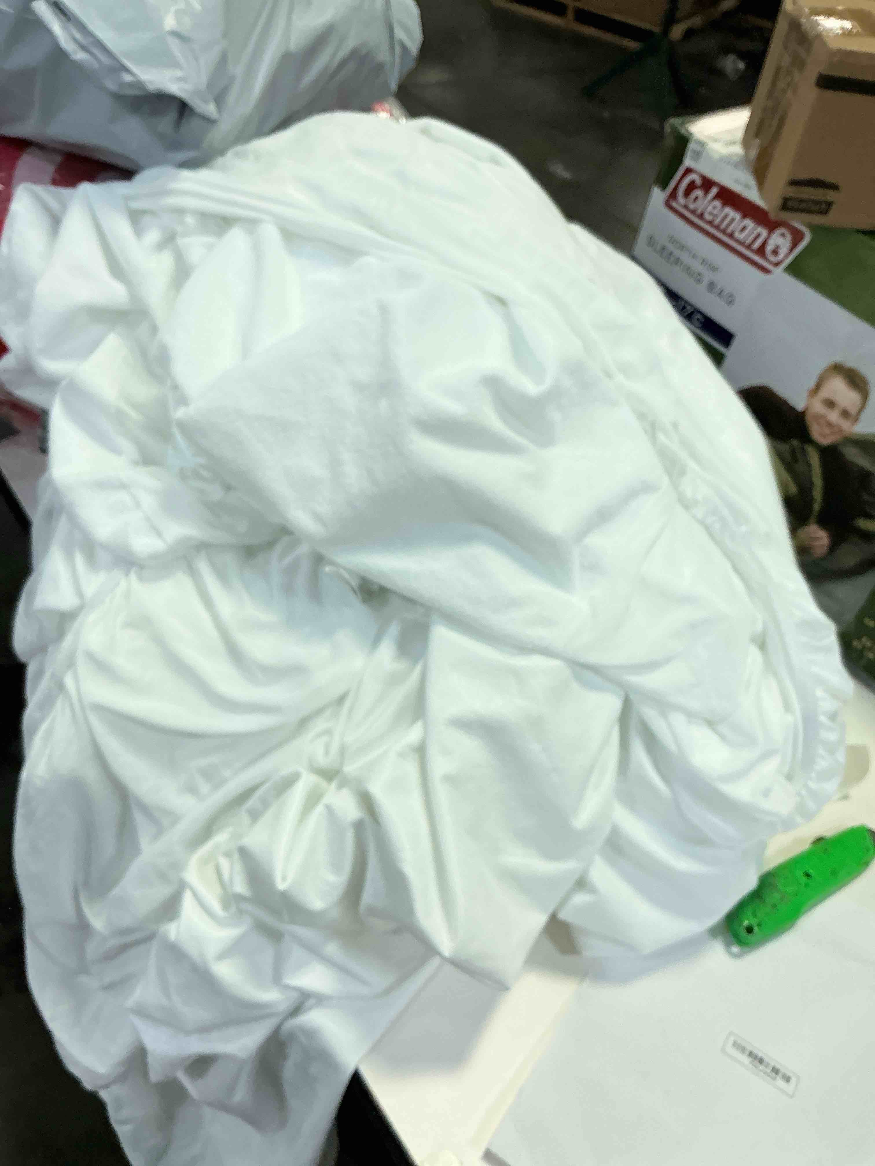 Utopia Bedding Quilted Fitted Premium Cal King Mattress Pad - Pillow Top Mattress Topper - Elastic Fitted Fluffy Mattress Protector - Mattress Cover Stretches up to 16 Inches Deep -Machine Washable